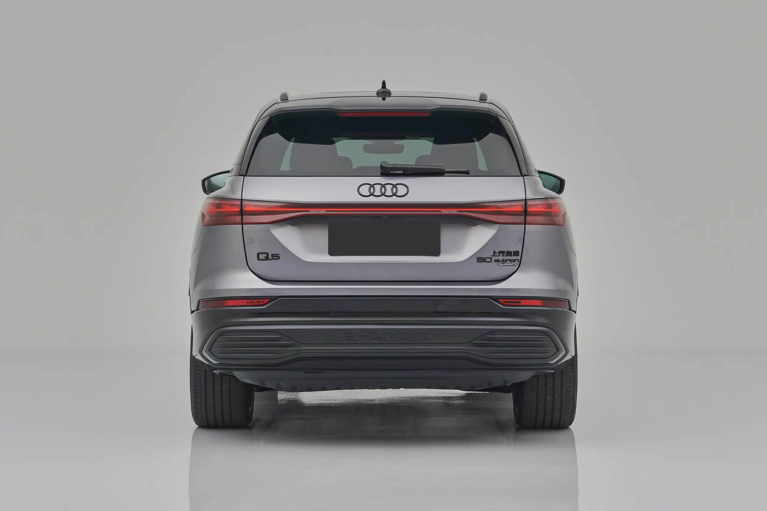 audi q5 e-tron 2023 внешний вид-4