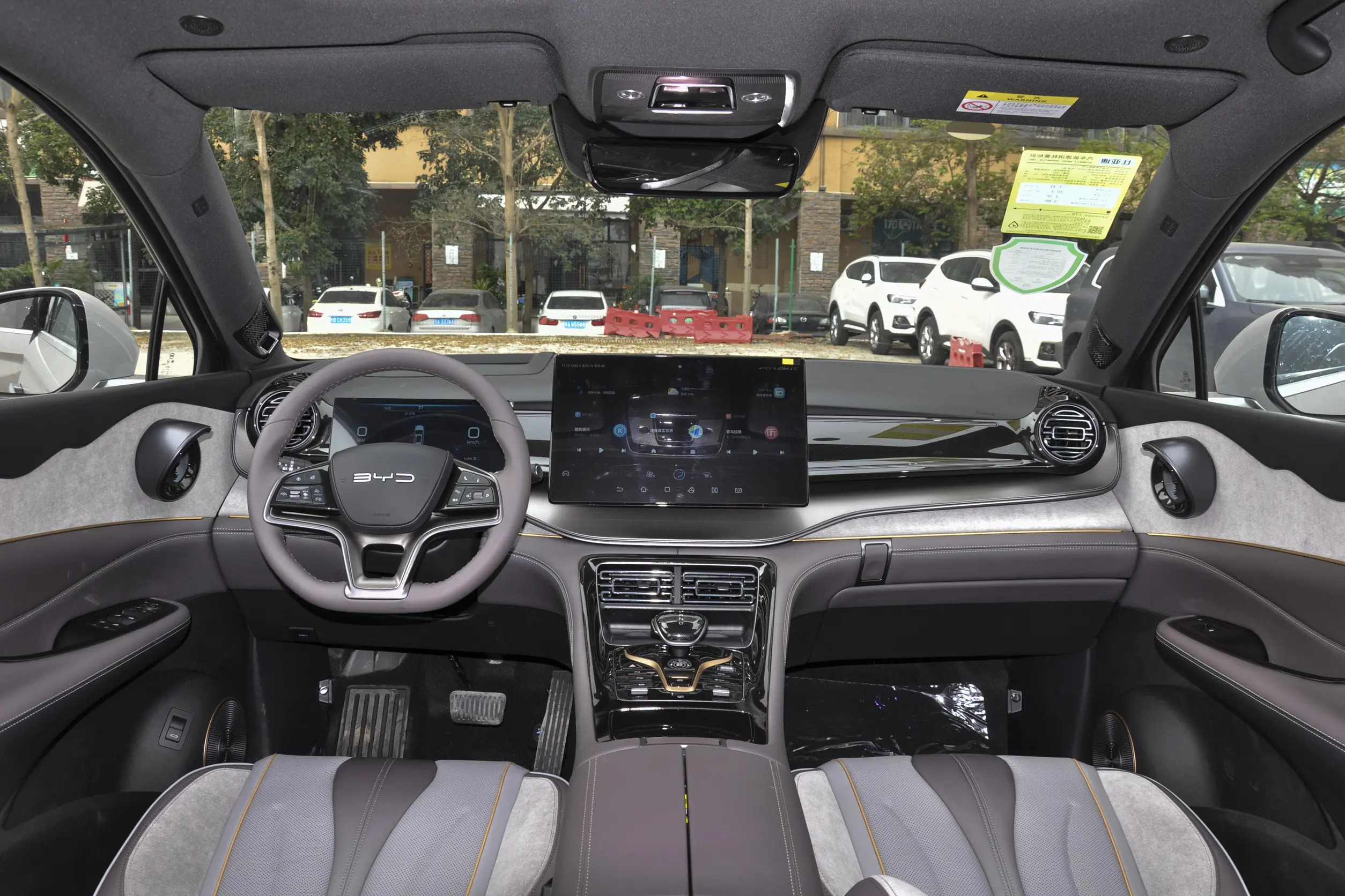 byd freget 07 2023 интерьер-1