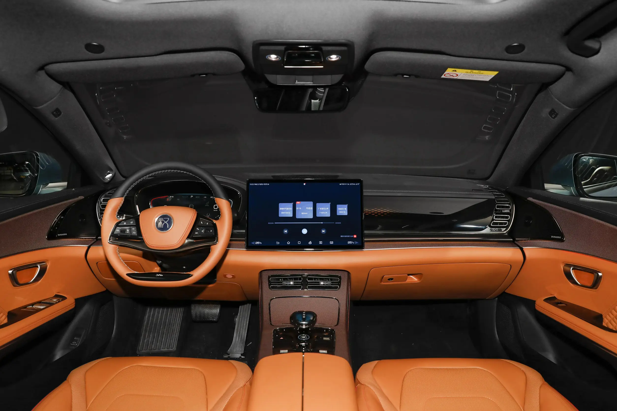 byd han ev 2023 interior-1
