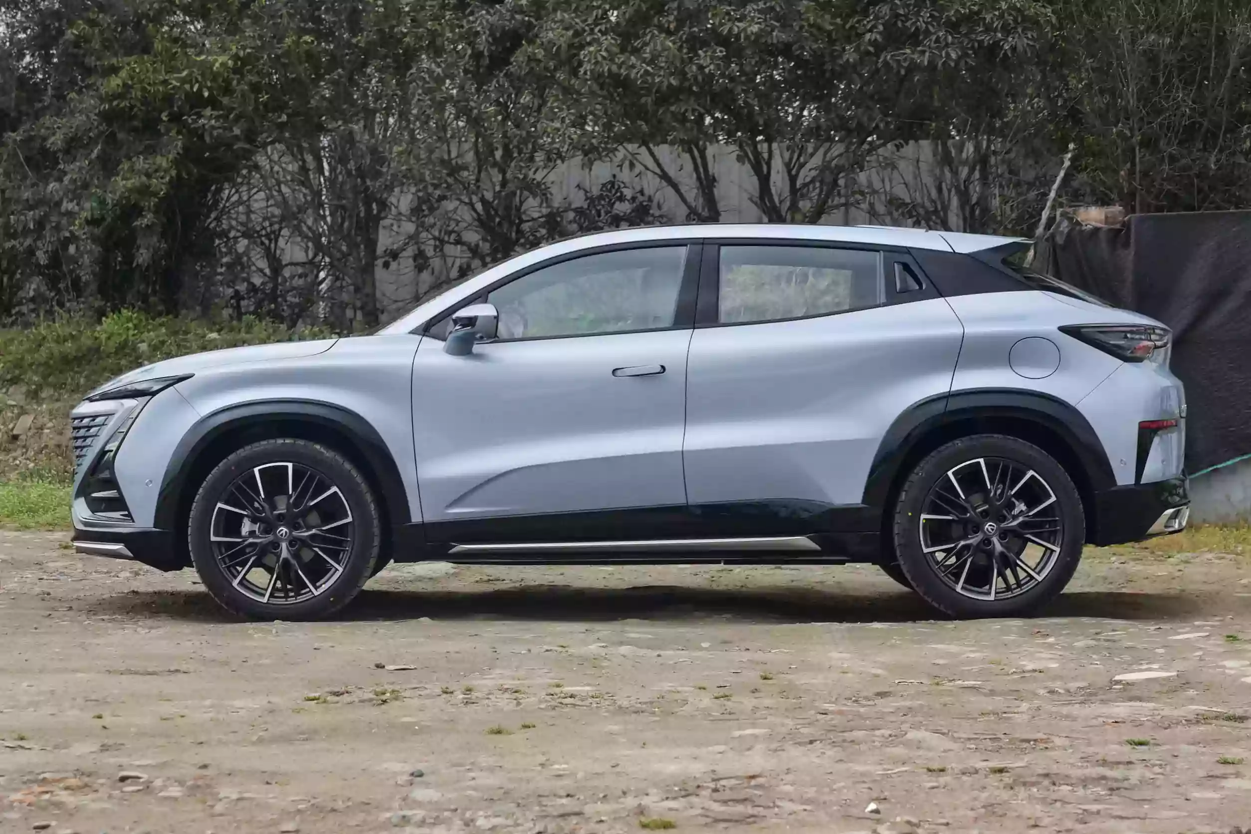 changan uni-t 2023 внешний вид-3