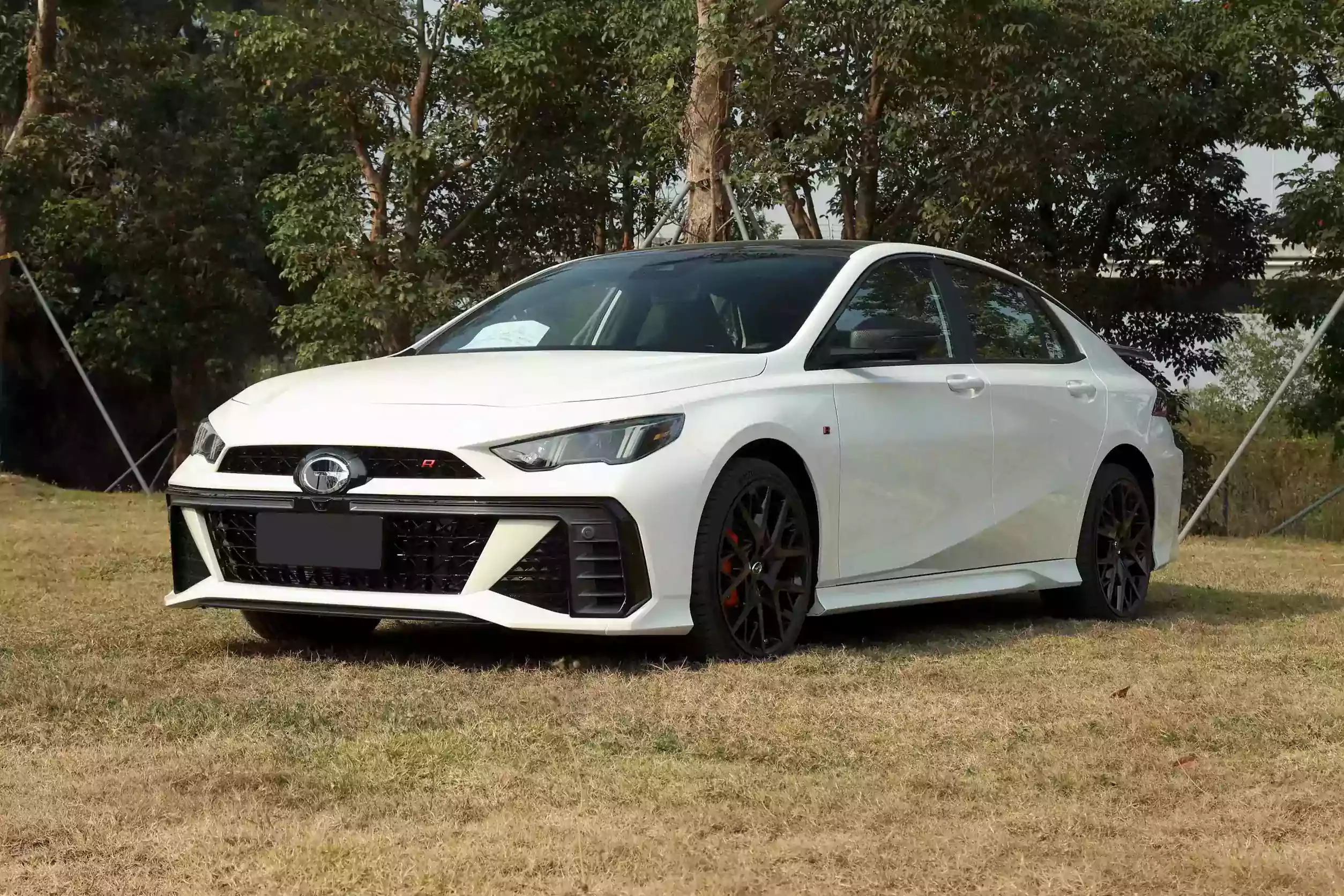 gac trumpchi emphow 2023 внешний вид-1