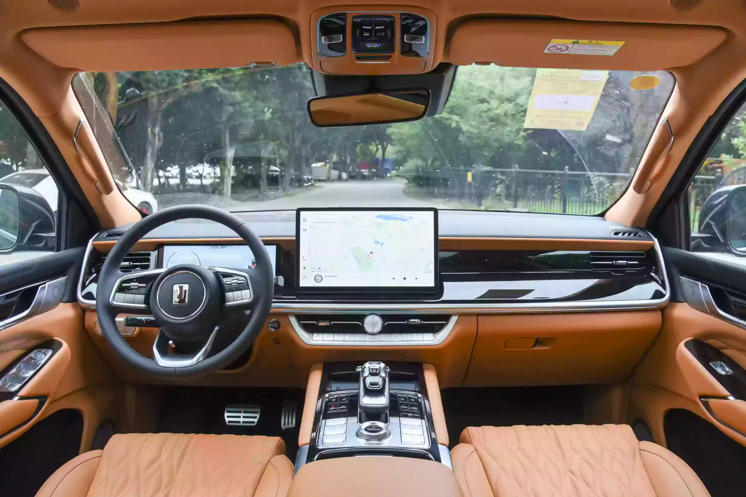 gwm tank 500 2023 interior-1