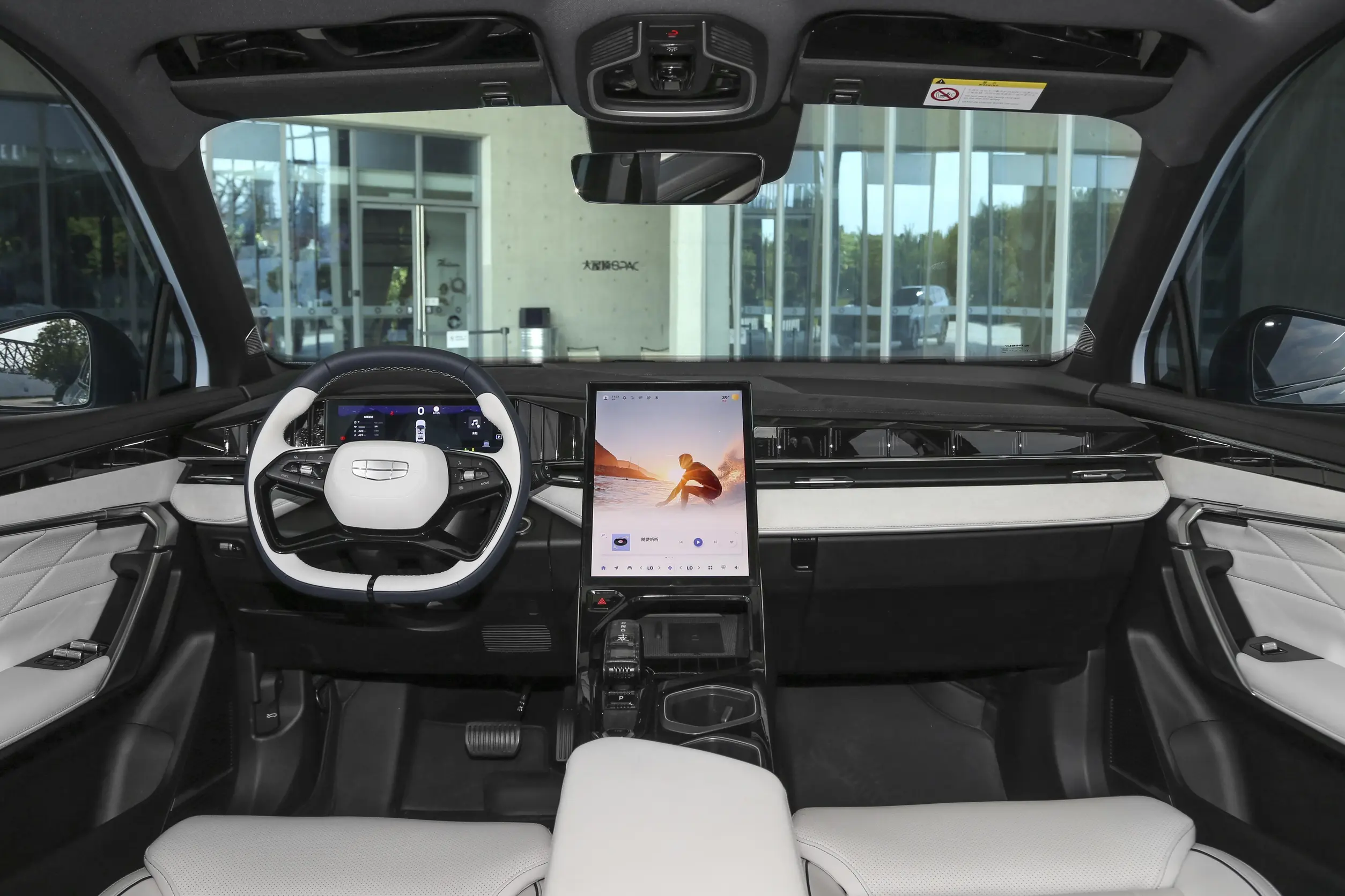 geely boyue l 2023 интерьер-1