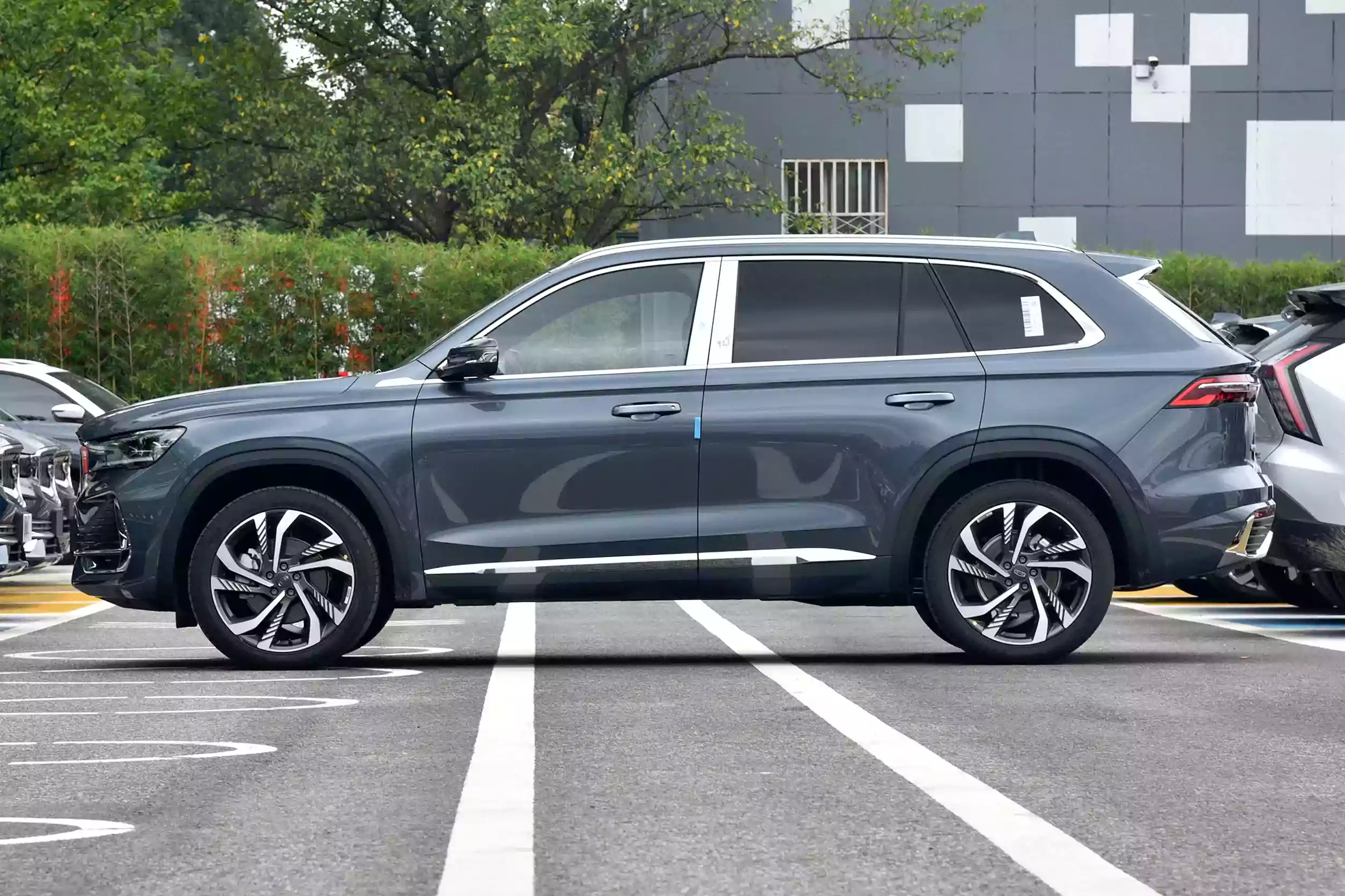 geely monjaro 2024 внешний вид-3