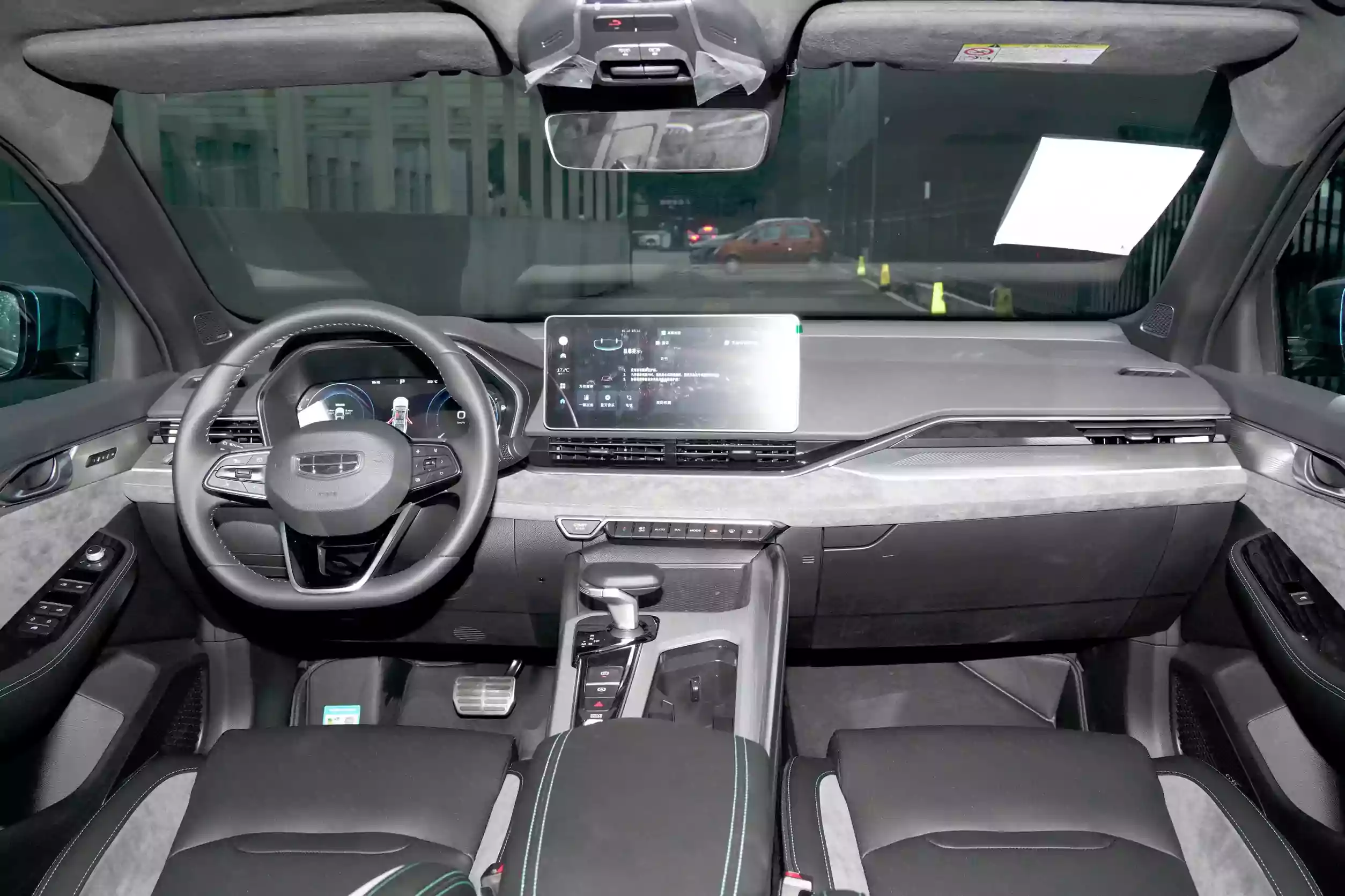geely protace 2023 interior-1