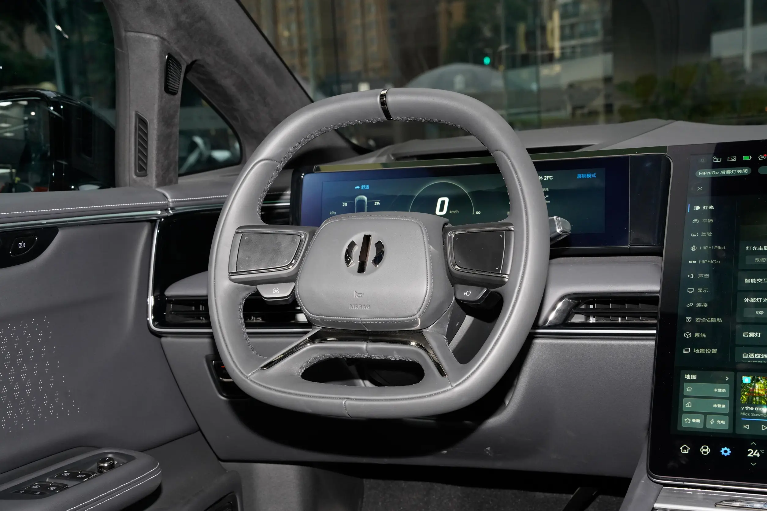 hiphi x 2022 интерьер-2