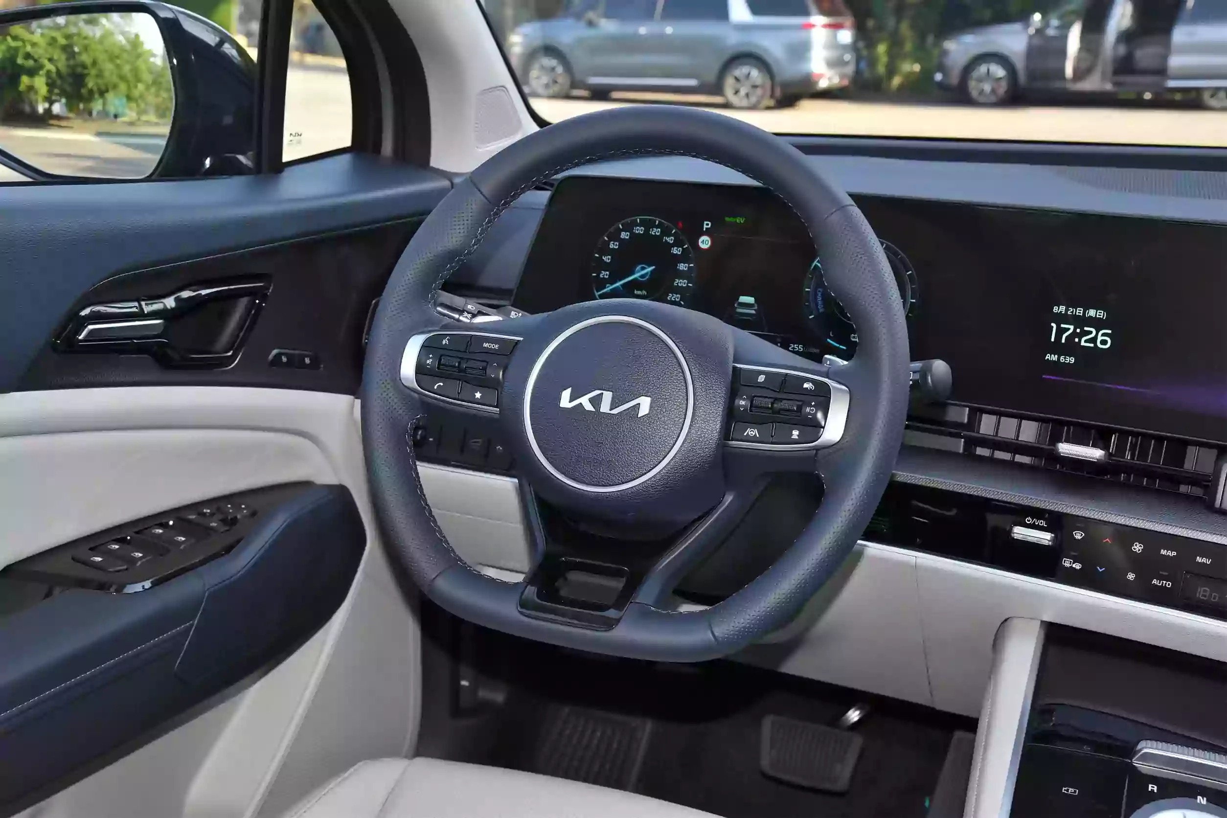 kia sportage 2022 интерьер-2