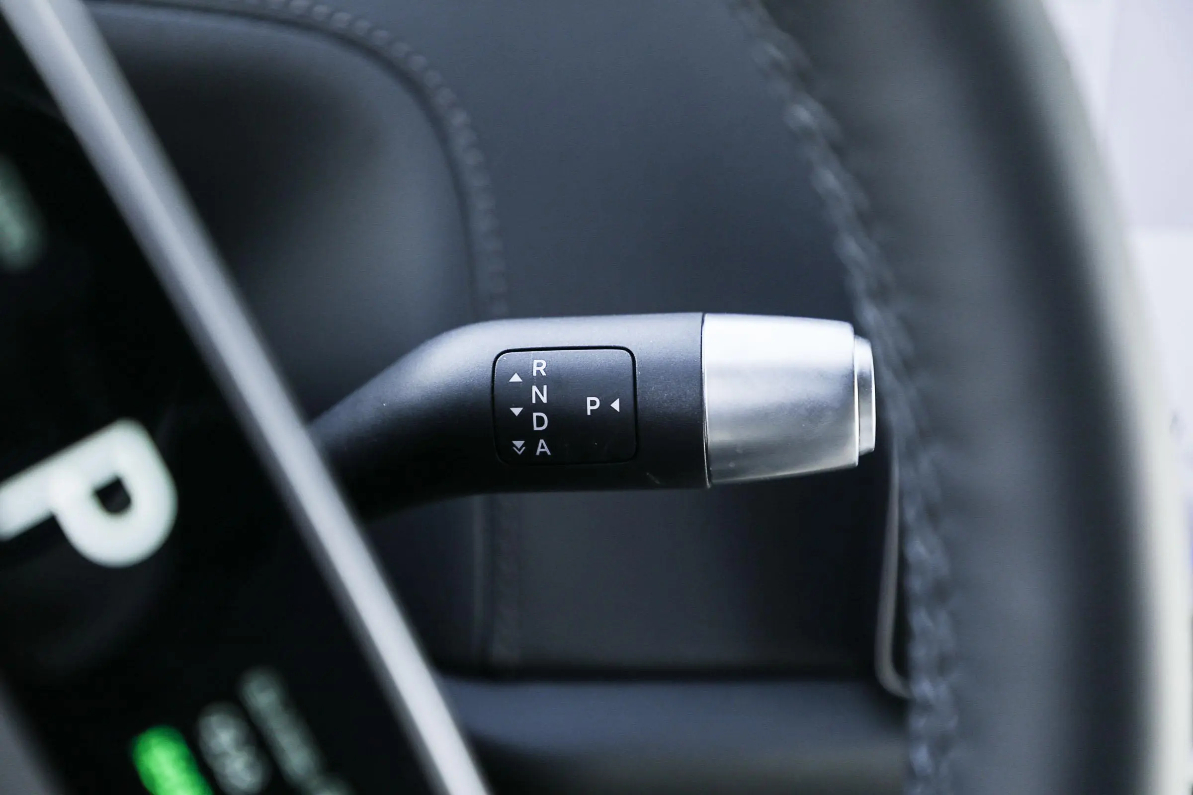 li auto l7 2023 интерьер-3