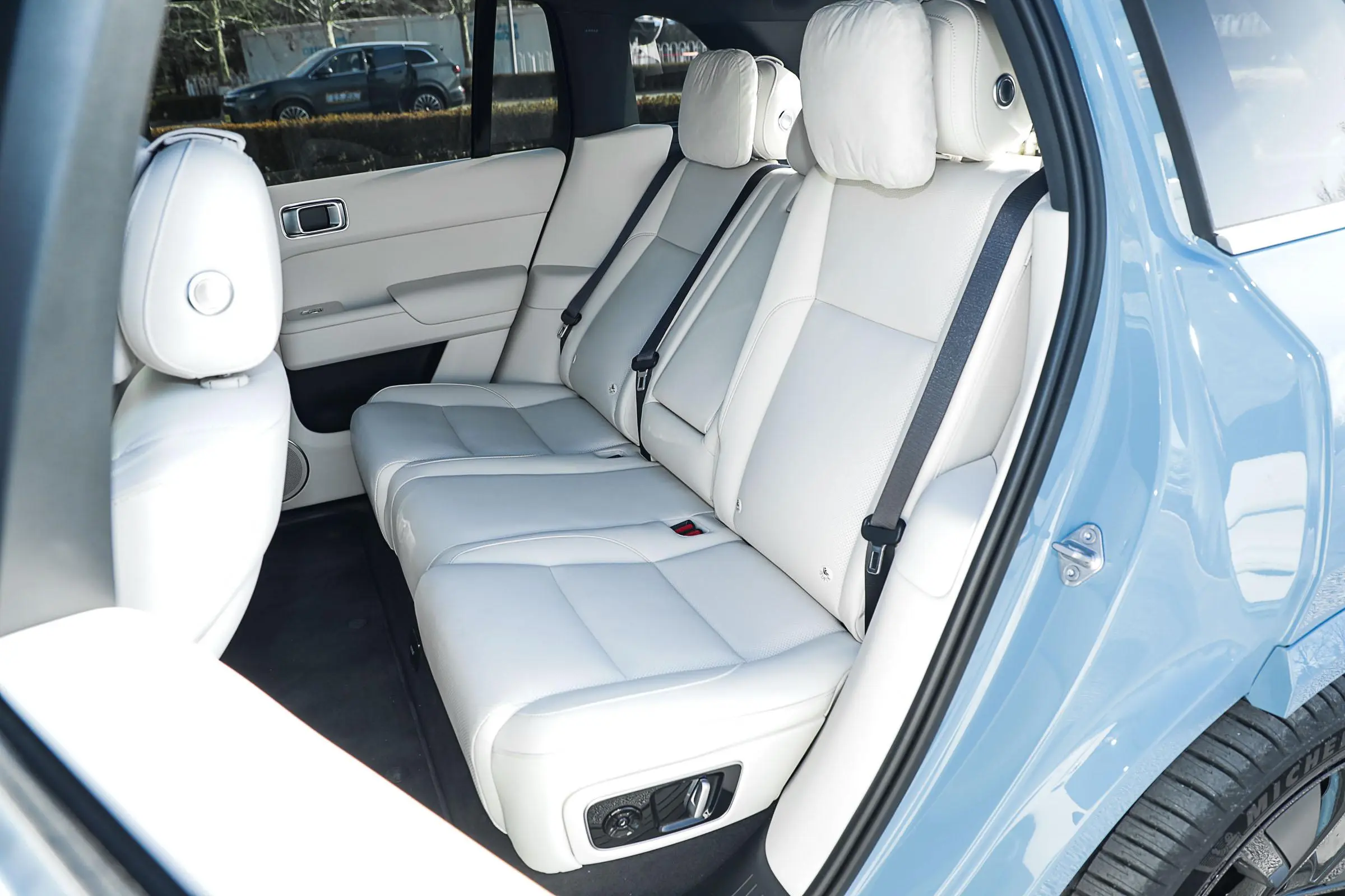 Li Auto L7 2023 Space-2
