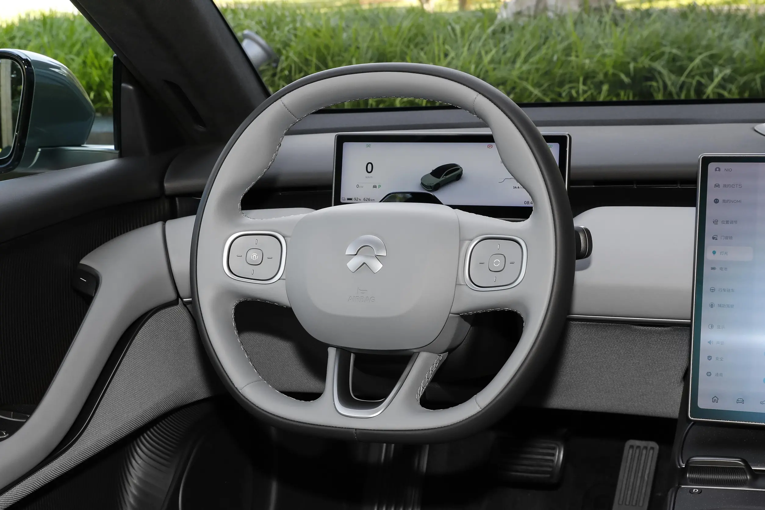 nio et5t 2023 интерьер-2