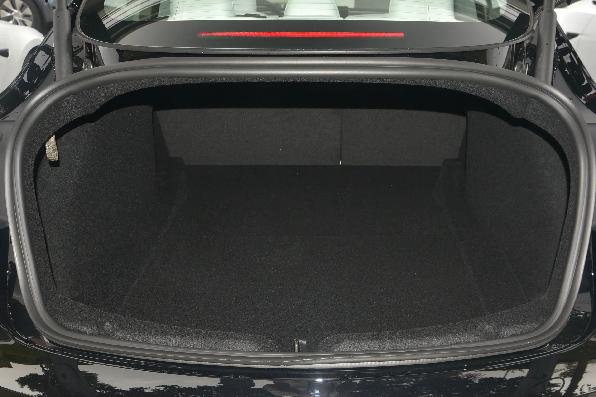 tesla model 3 2023 space-4