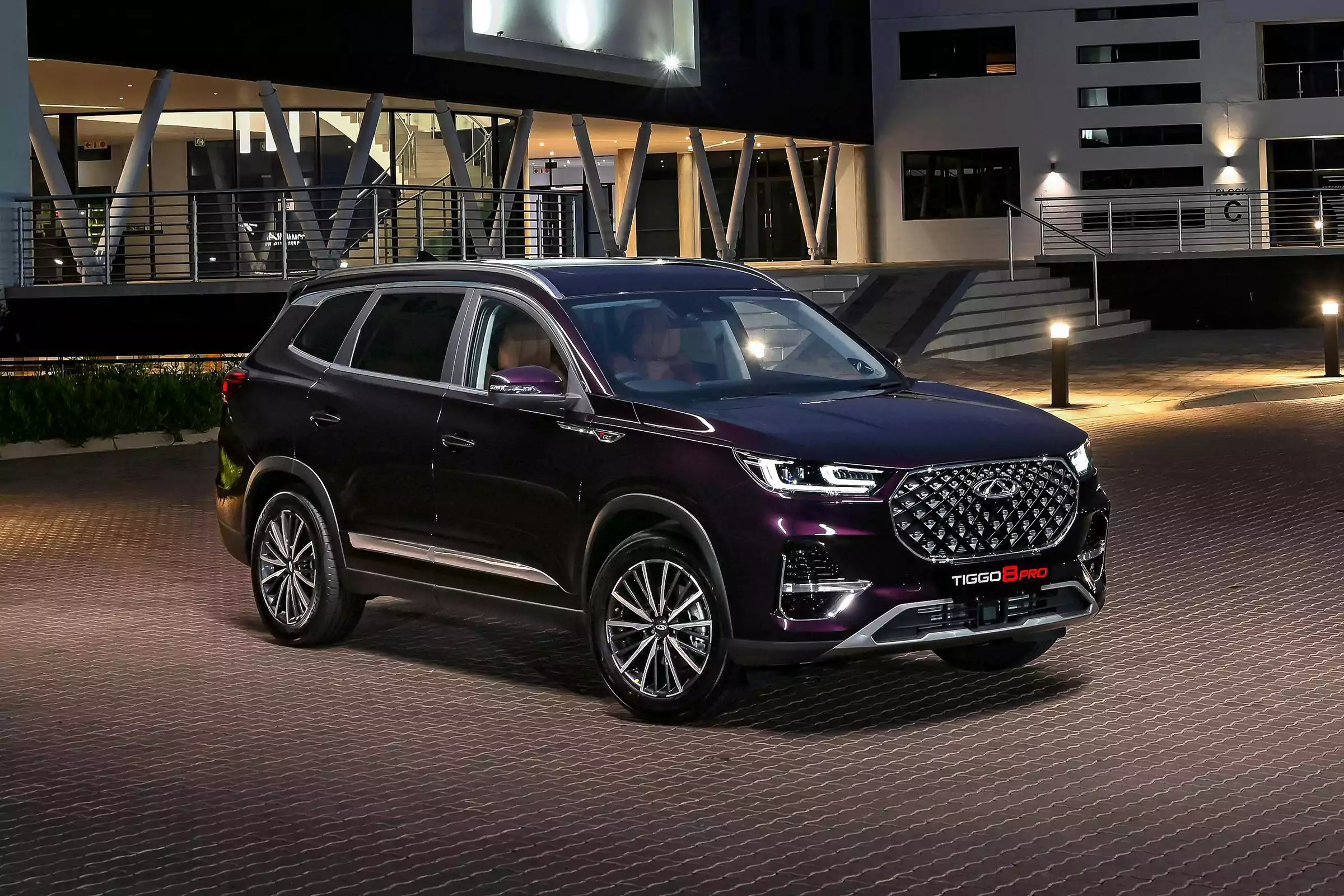 Chery Tiggo8 Pro Side View Photo