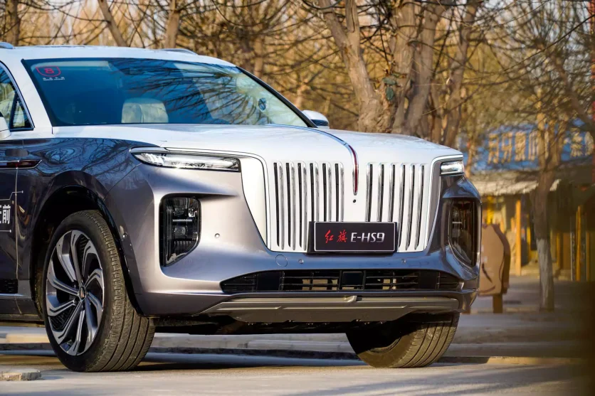 Hongqi E-HS9 внешний вид 1