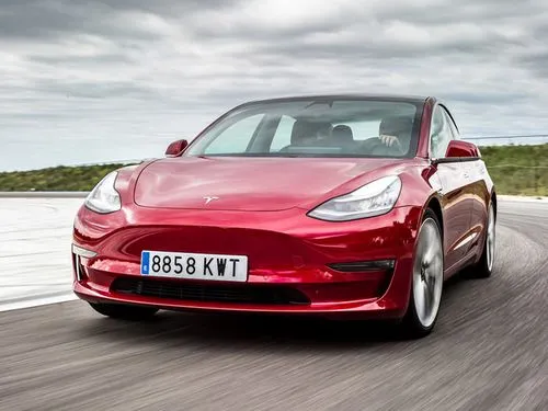 Внешний вид Tesla Model 3
