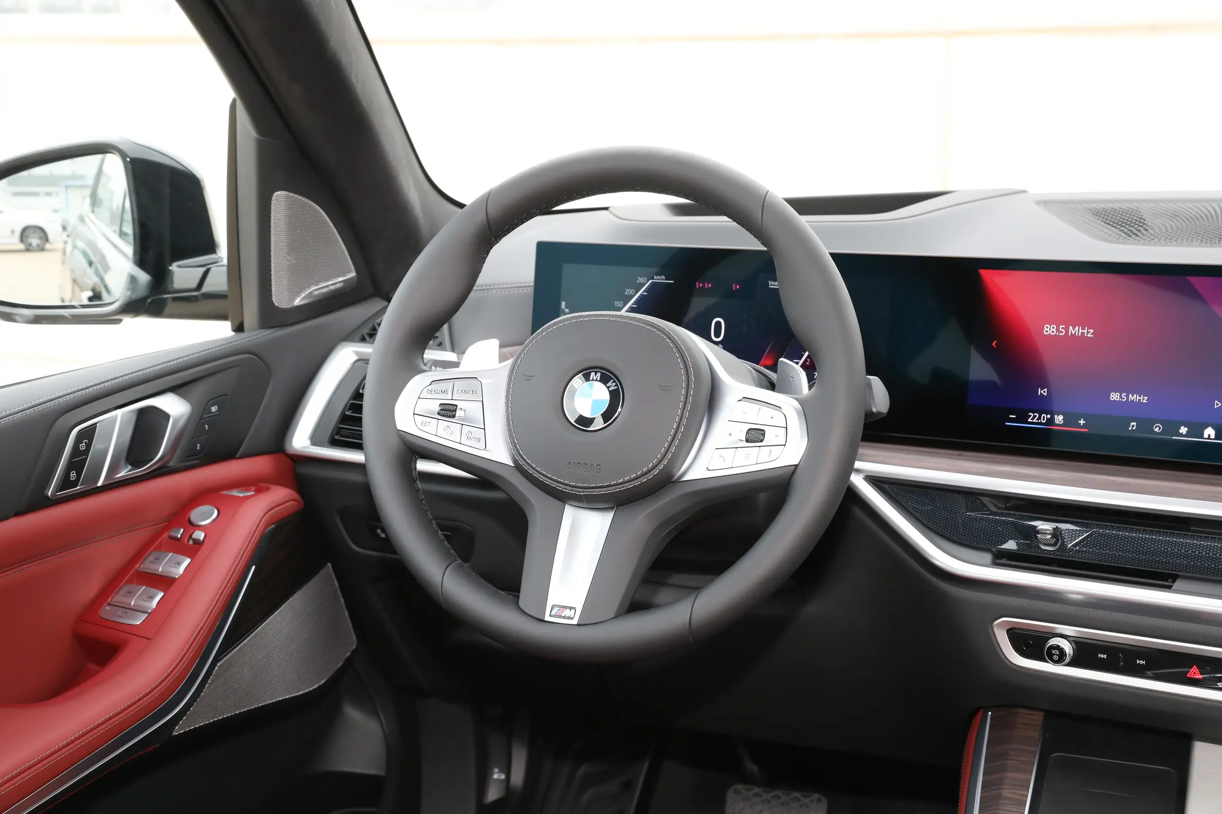 bmw x5 2023 интерьер-2