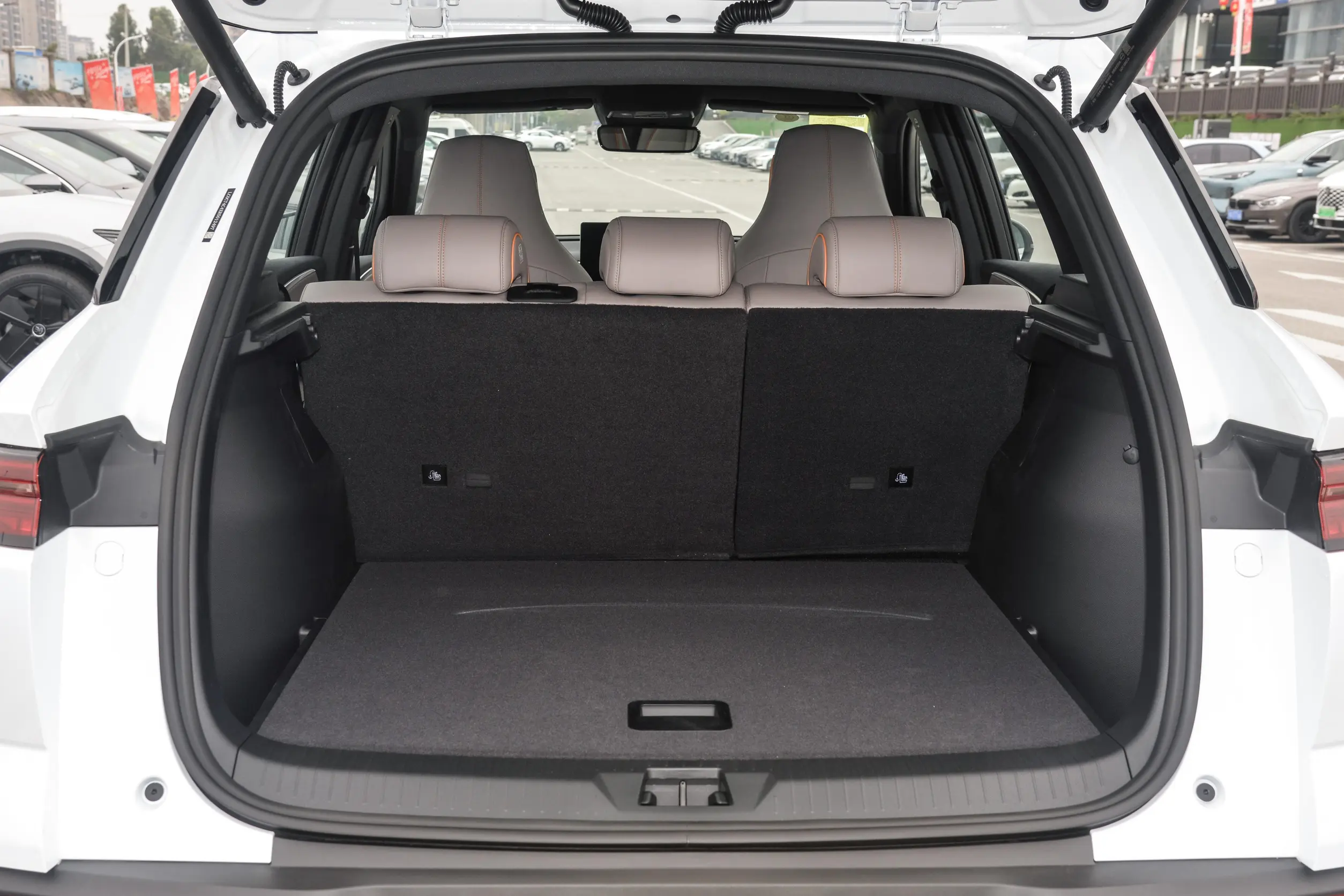 byd song pro dm-i 2024 space-4