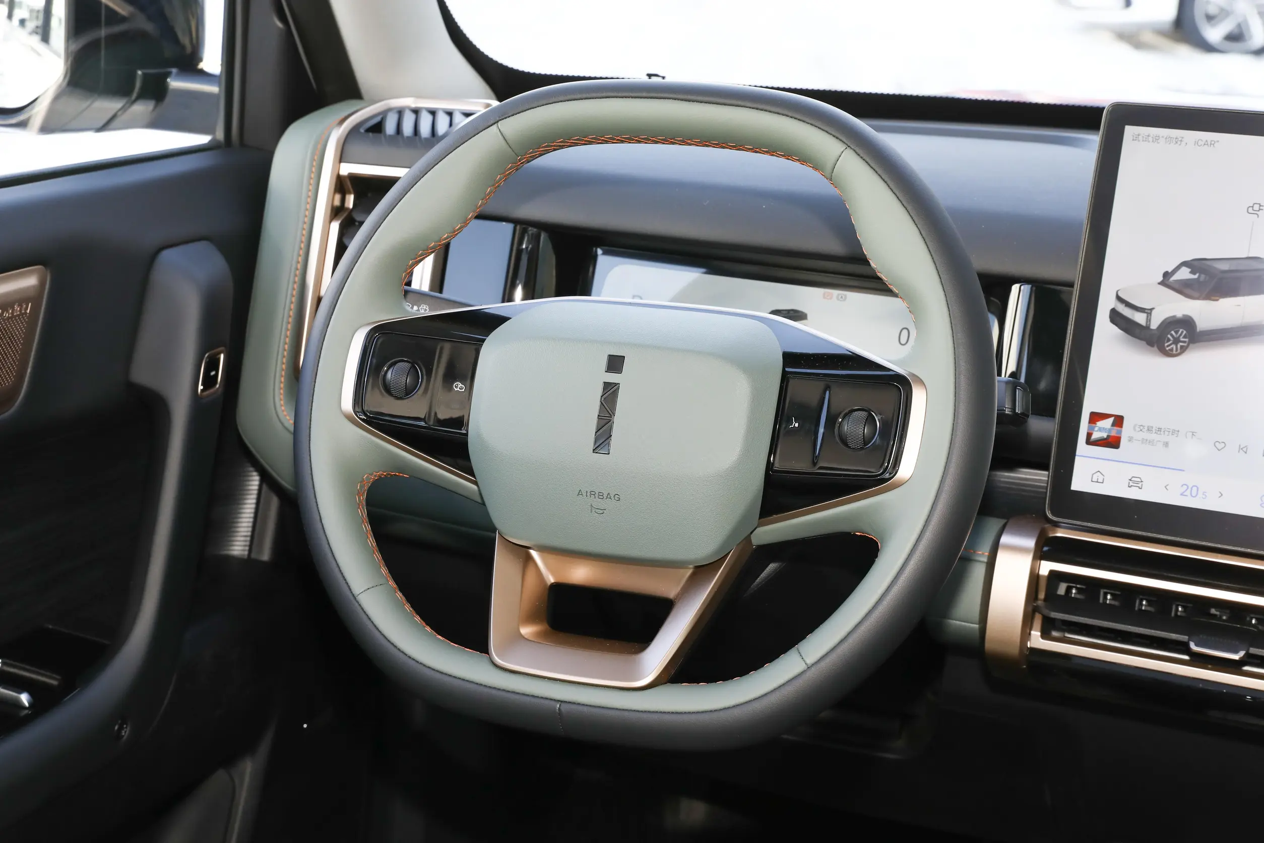 Chery Icar 03 2024 Интерьер-2