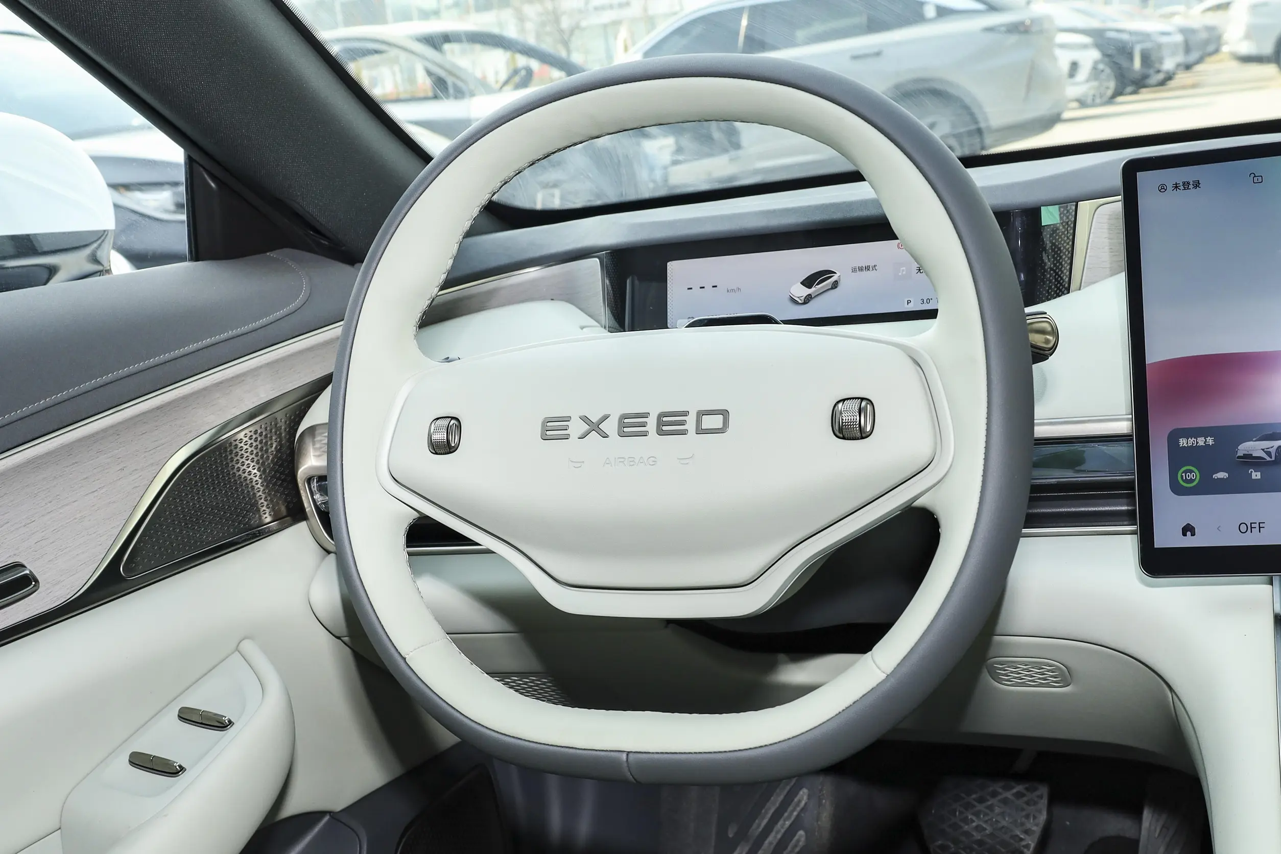 exeed sterra es 2024 интерьер-2