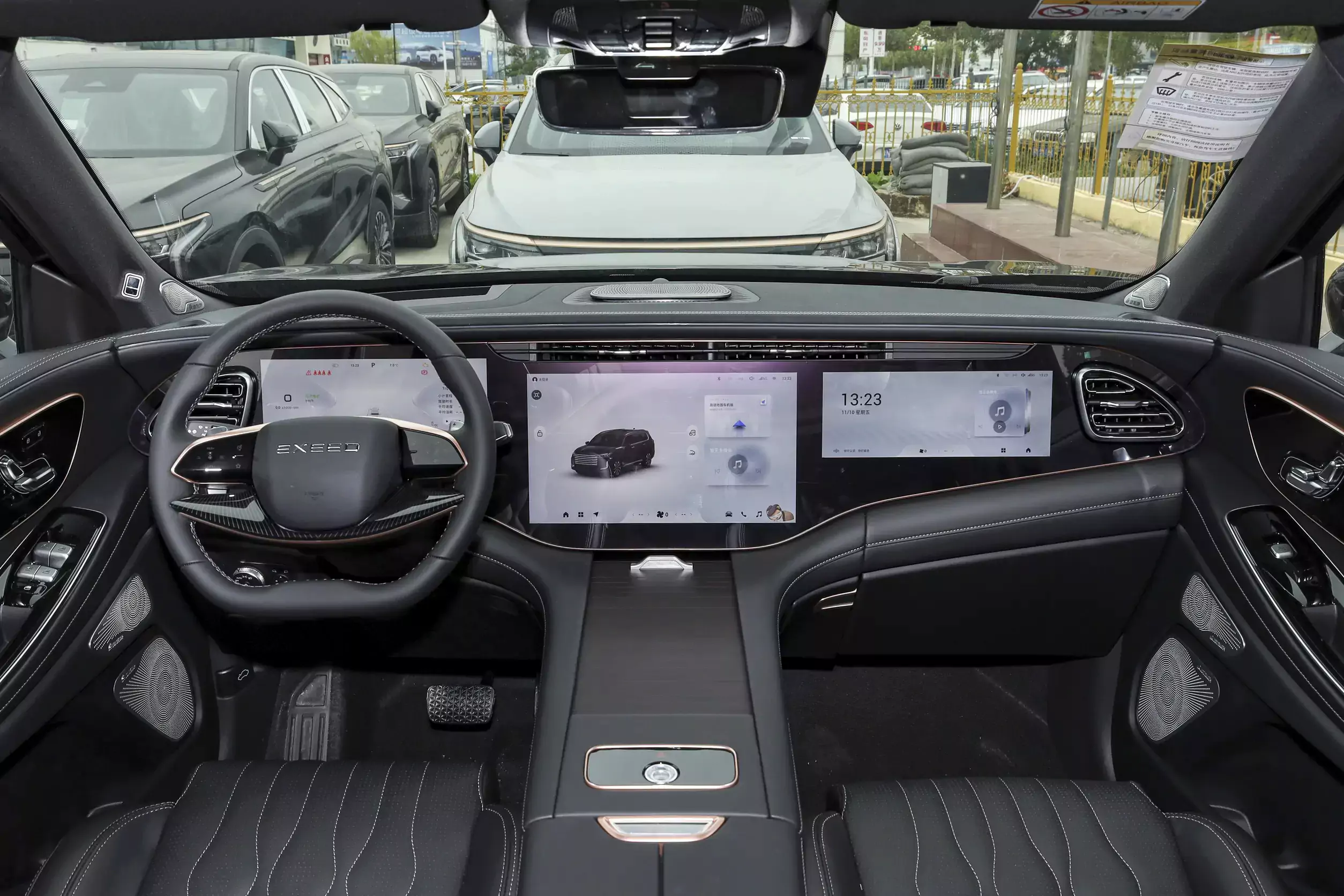 exeed vx 2024 interior-1