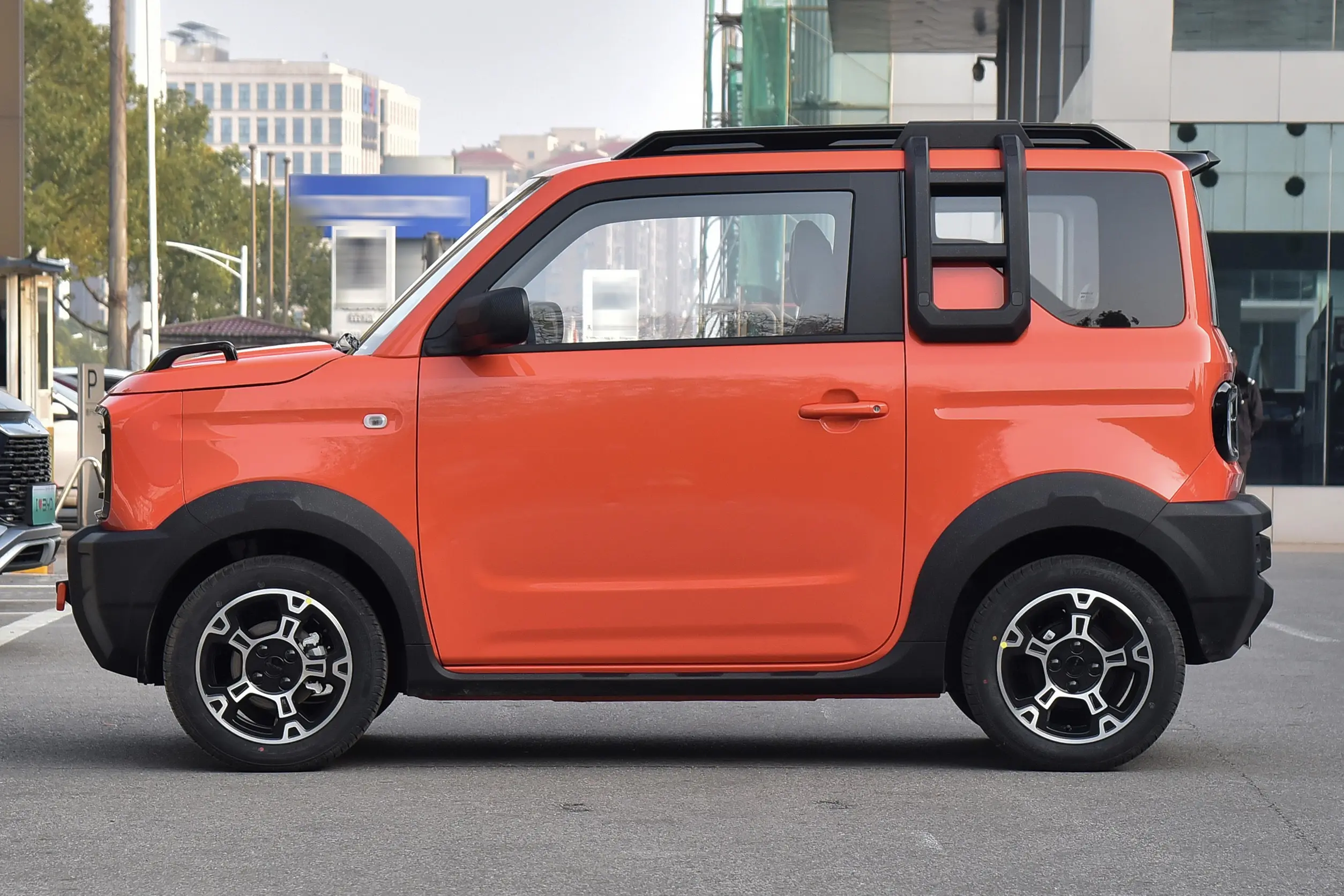 geely panda 2024 внешний вид-3
