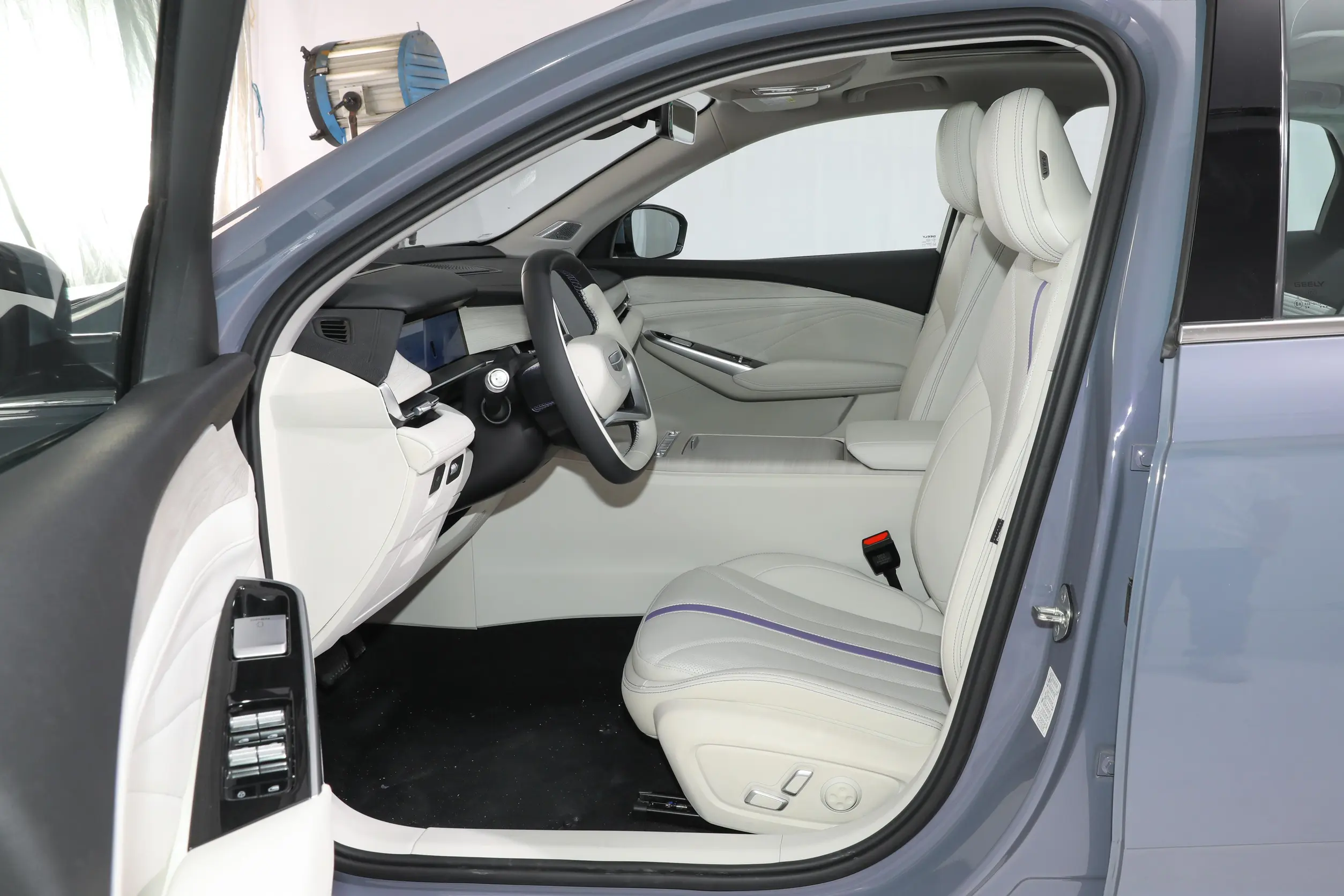 geely protace l 2024 space-1