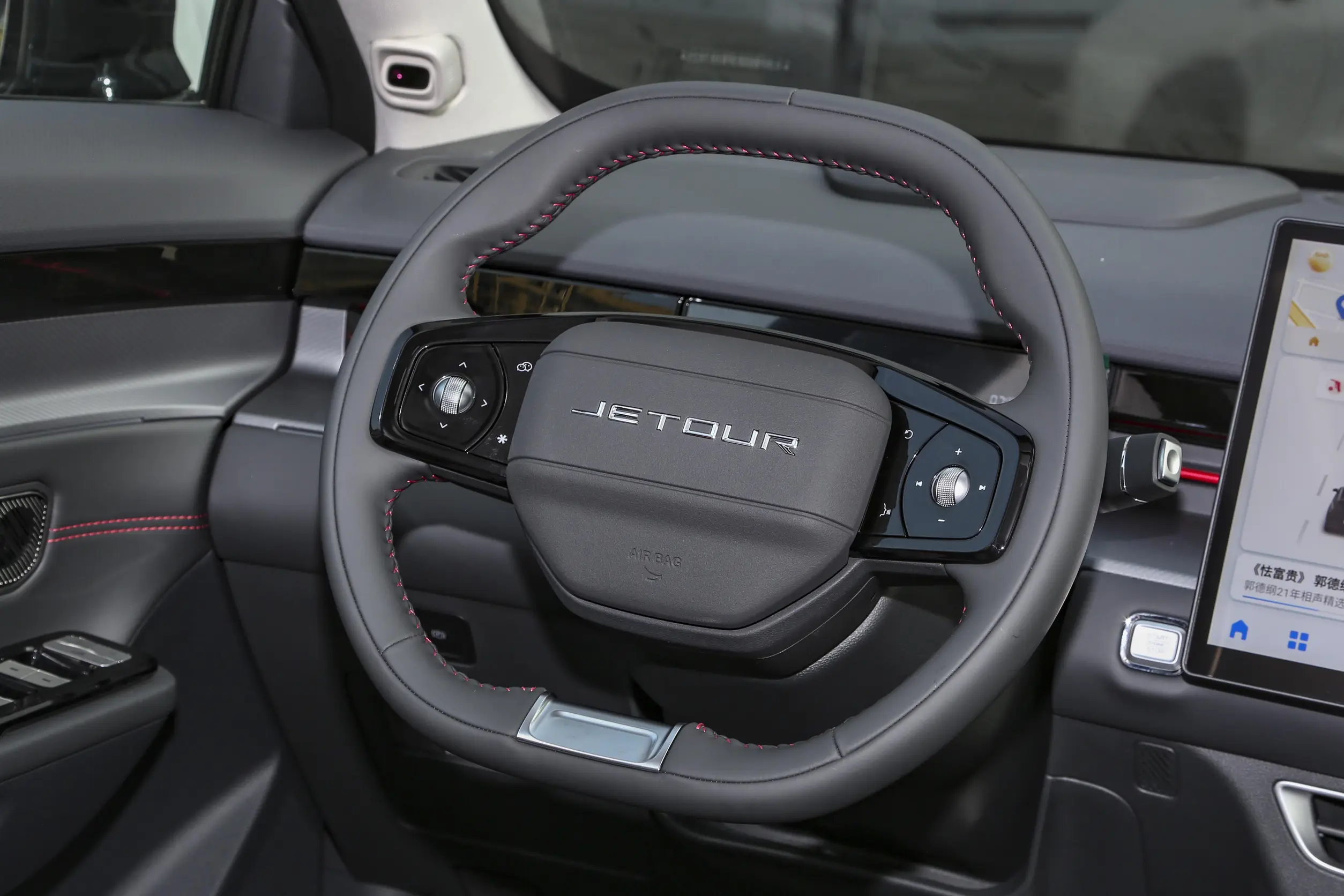 jetour deashing 2024 интерьер-2