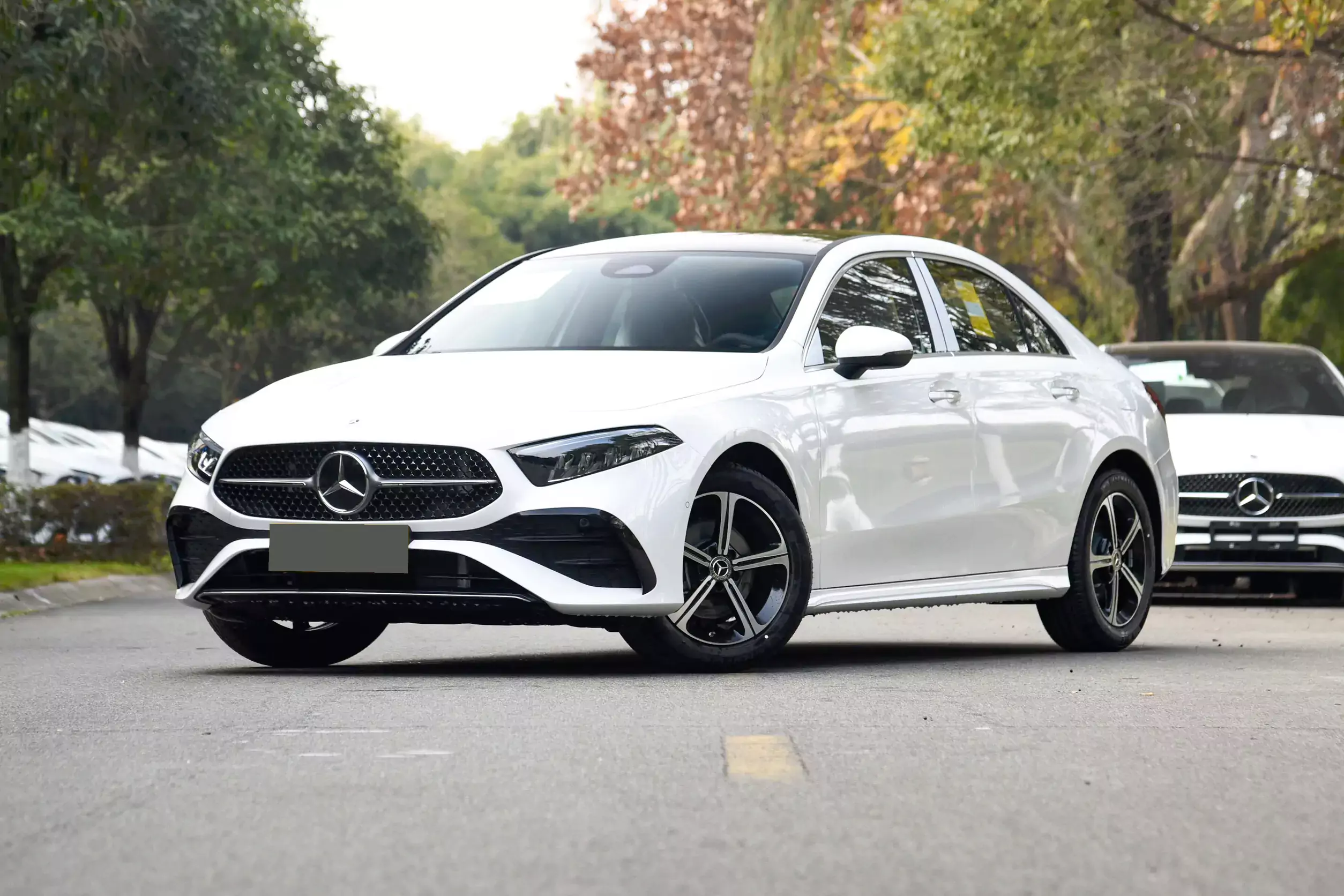mercedes-benz a 200 l 2024 внешний вид-1