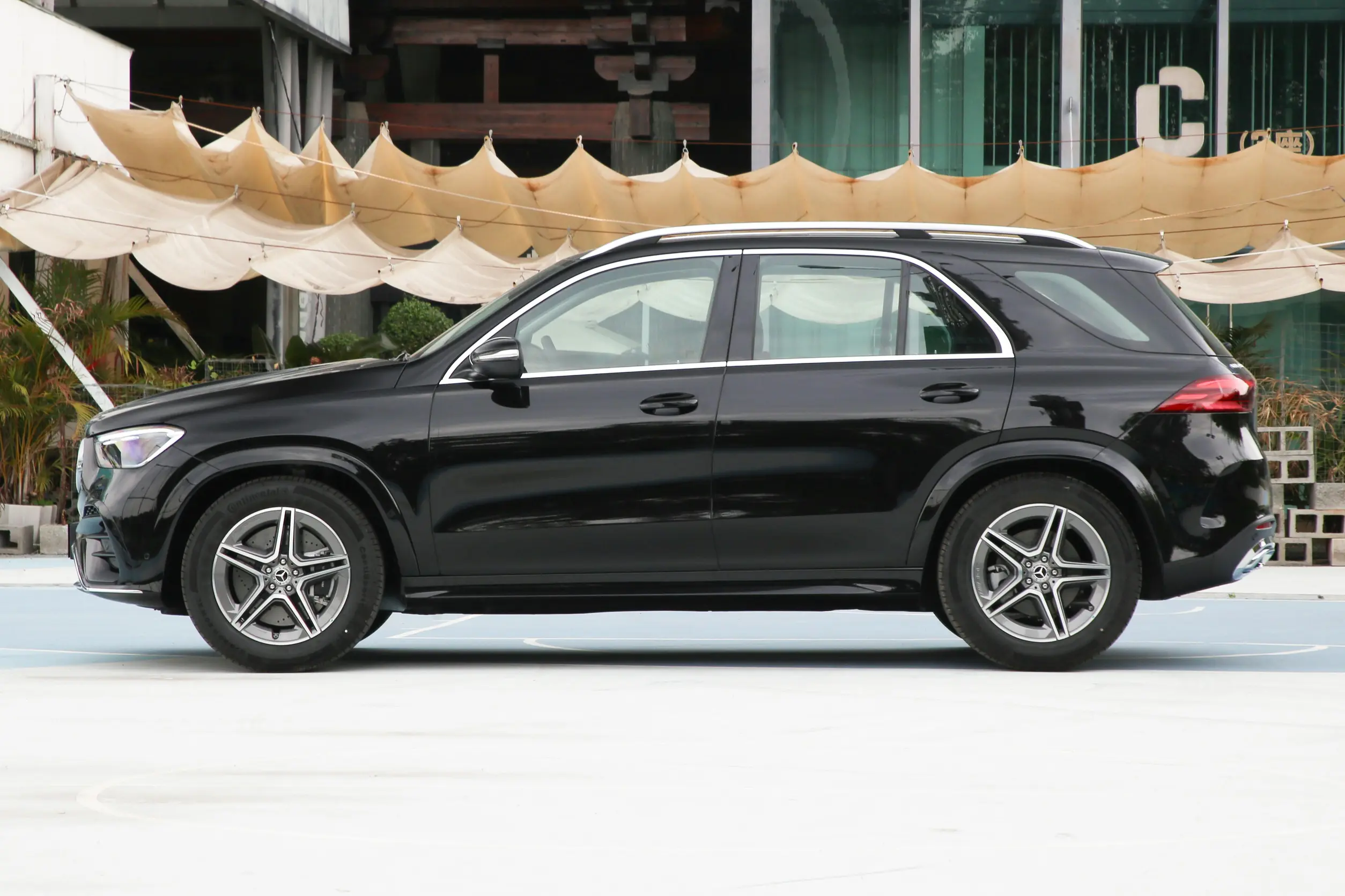 mercedes-benz gle 2024 внешний вид-3