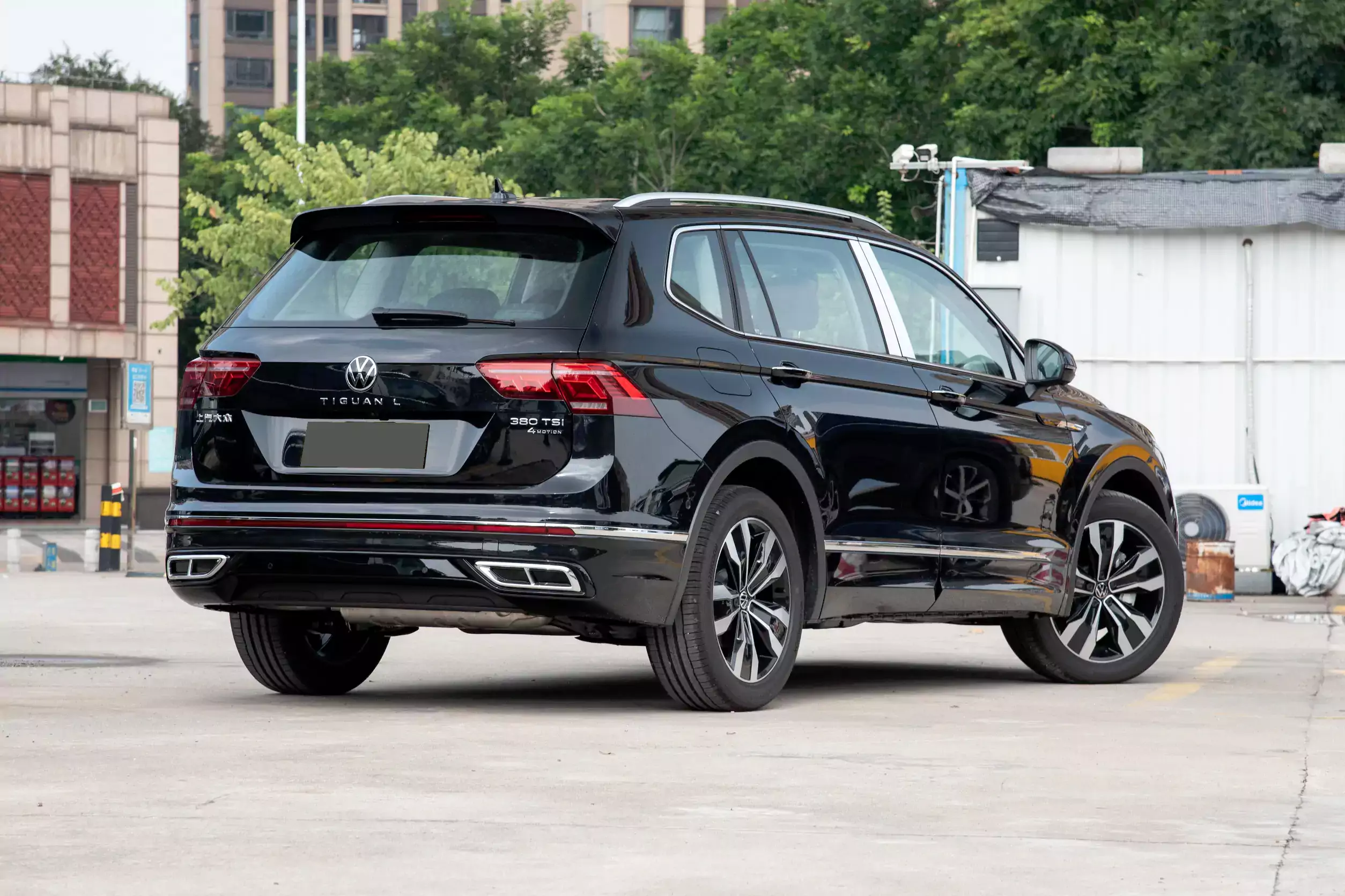 volkswagen tiguan l 2024 внешний вид-4