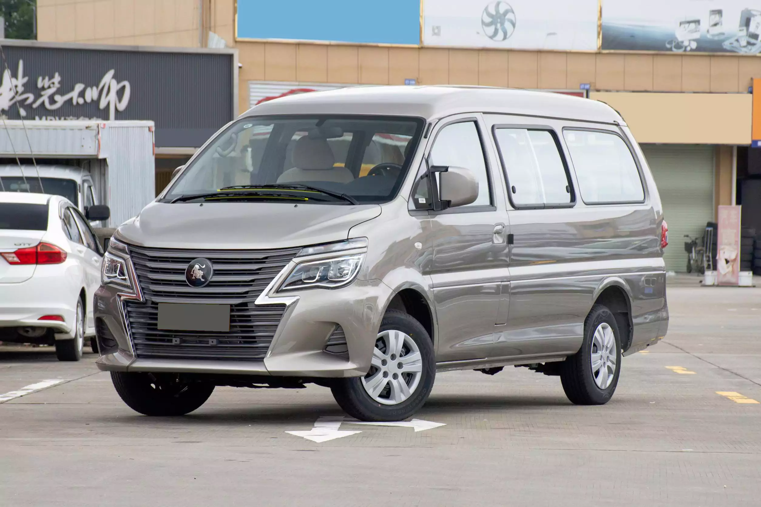 Dongfeng Forting Lingzhi Picture