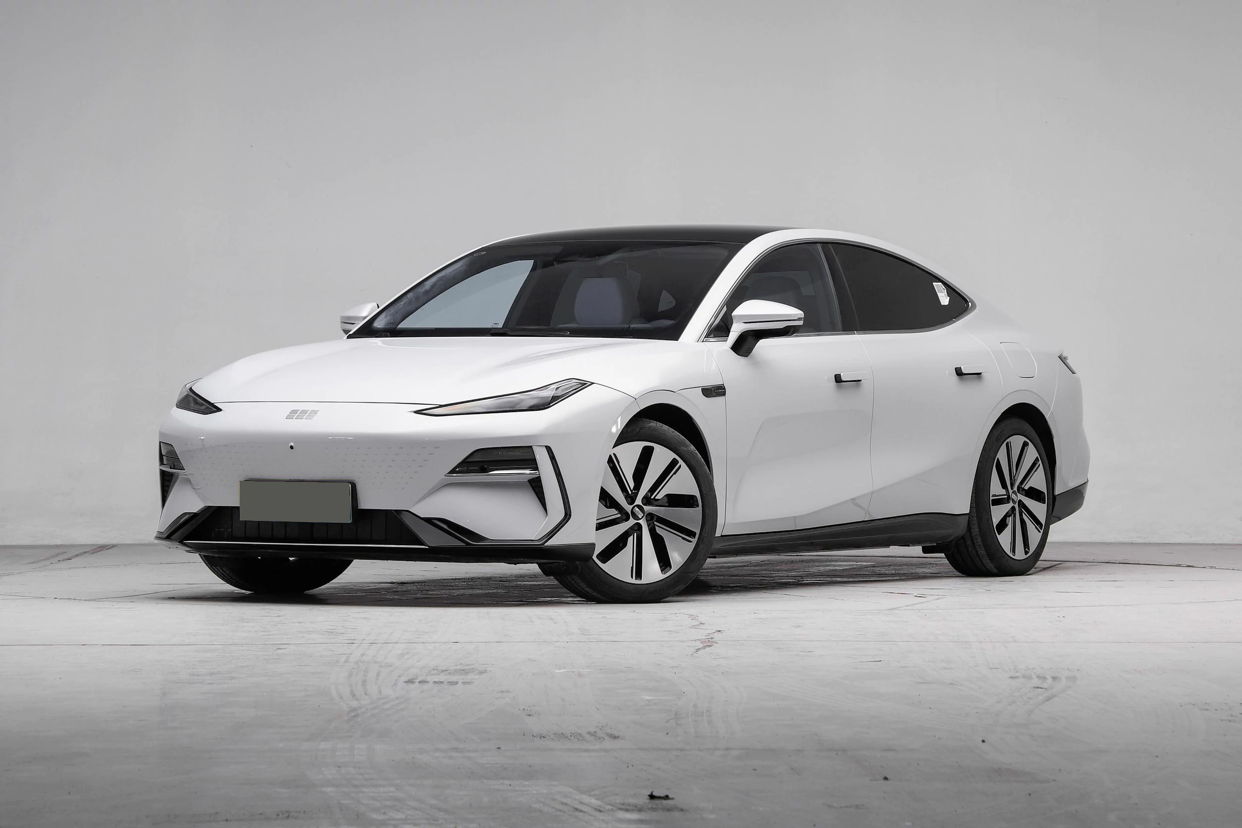 geely galaxy e8 2024 внешний вид-1