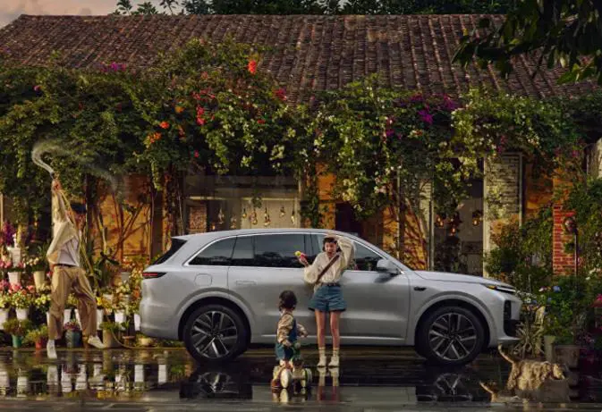 Li Auto L6 Рекламный изображение