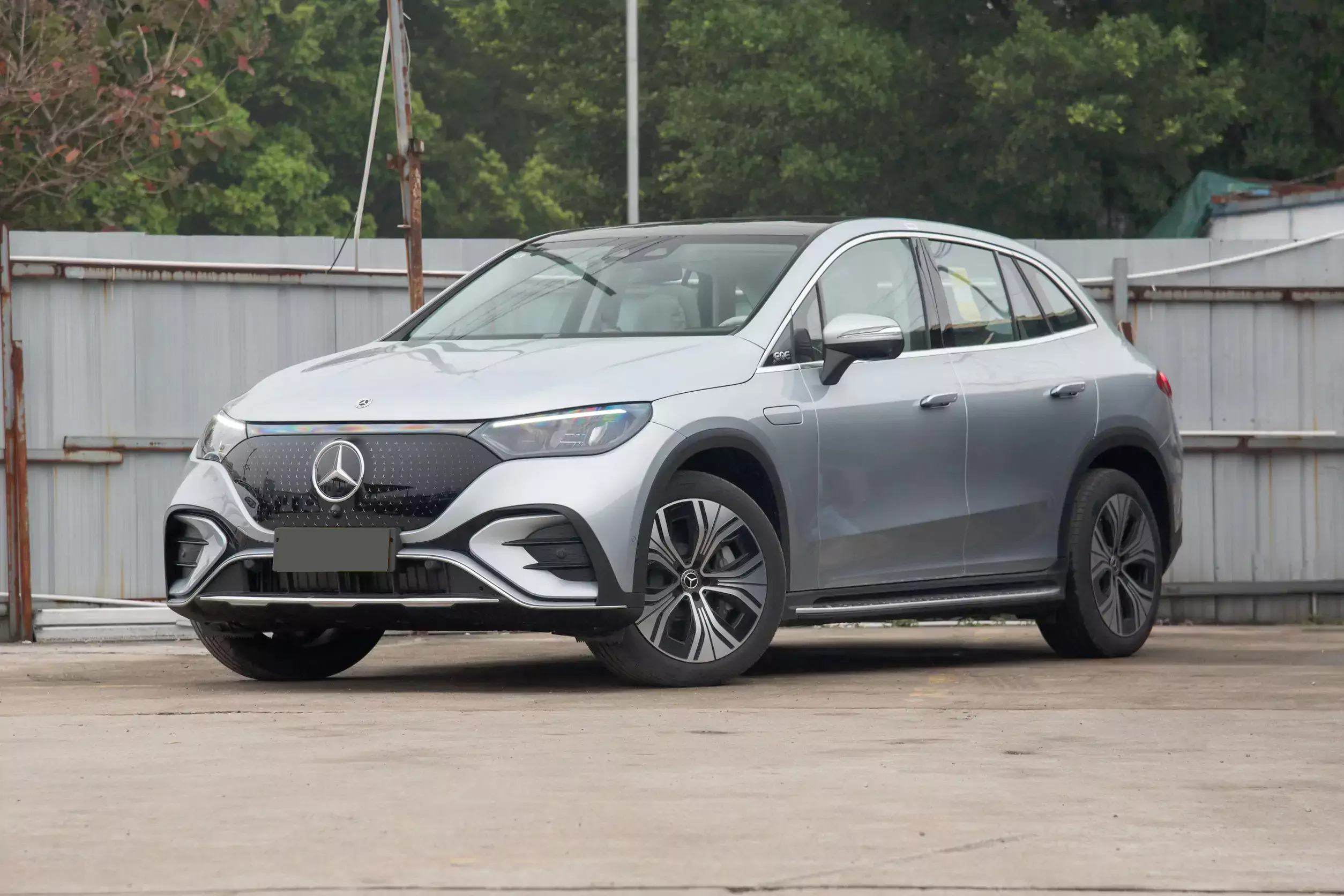 mercedes-benz eqe suv 2024 внешний вид-1