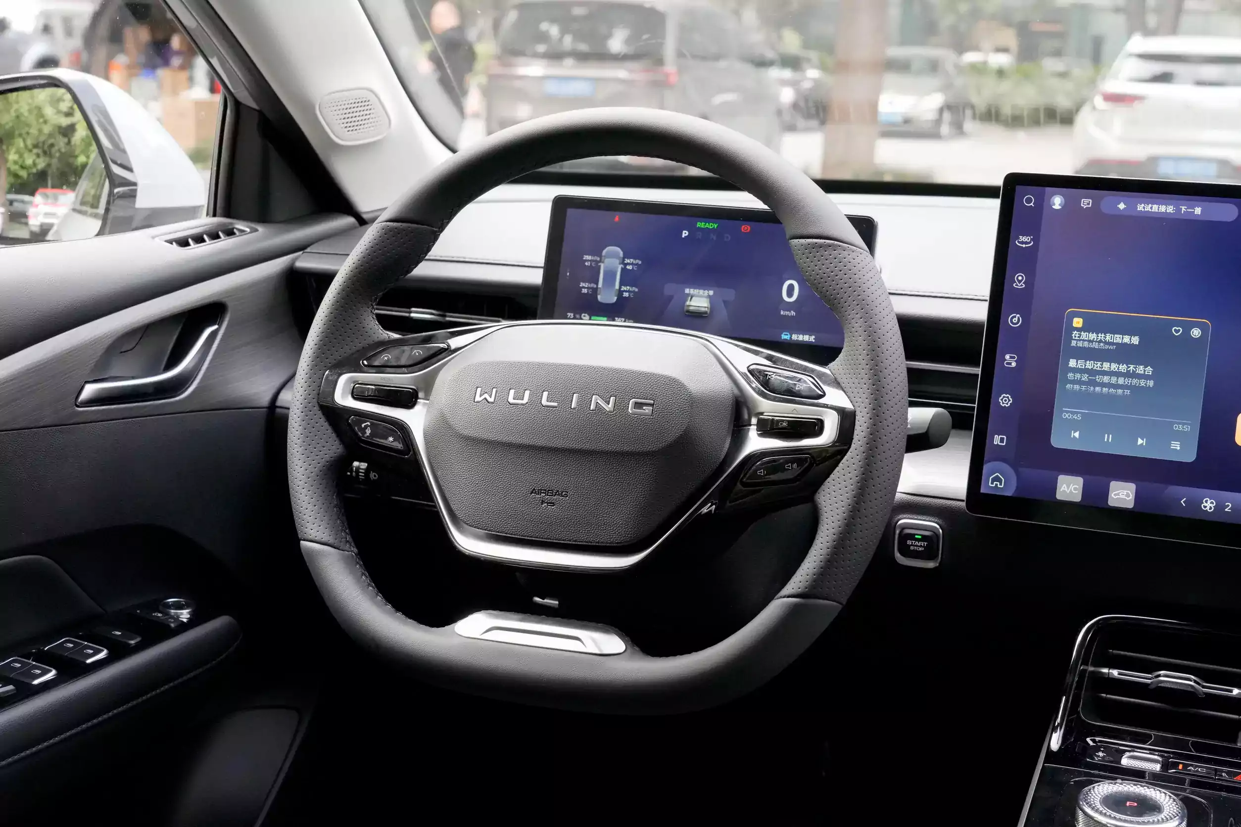 wuling xingguang ev 2024 интерьер-2