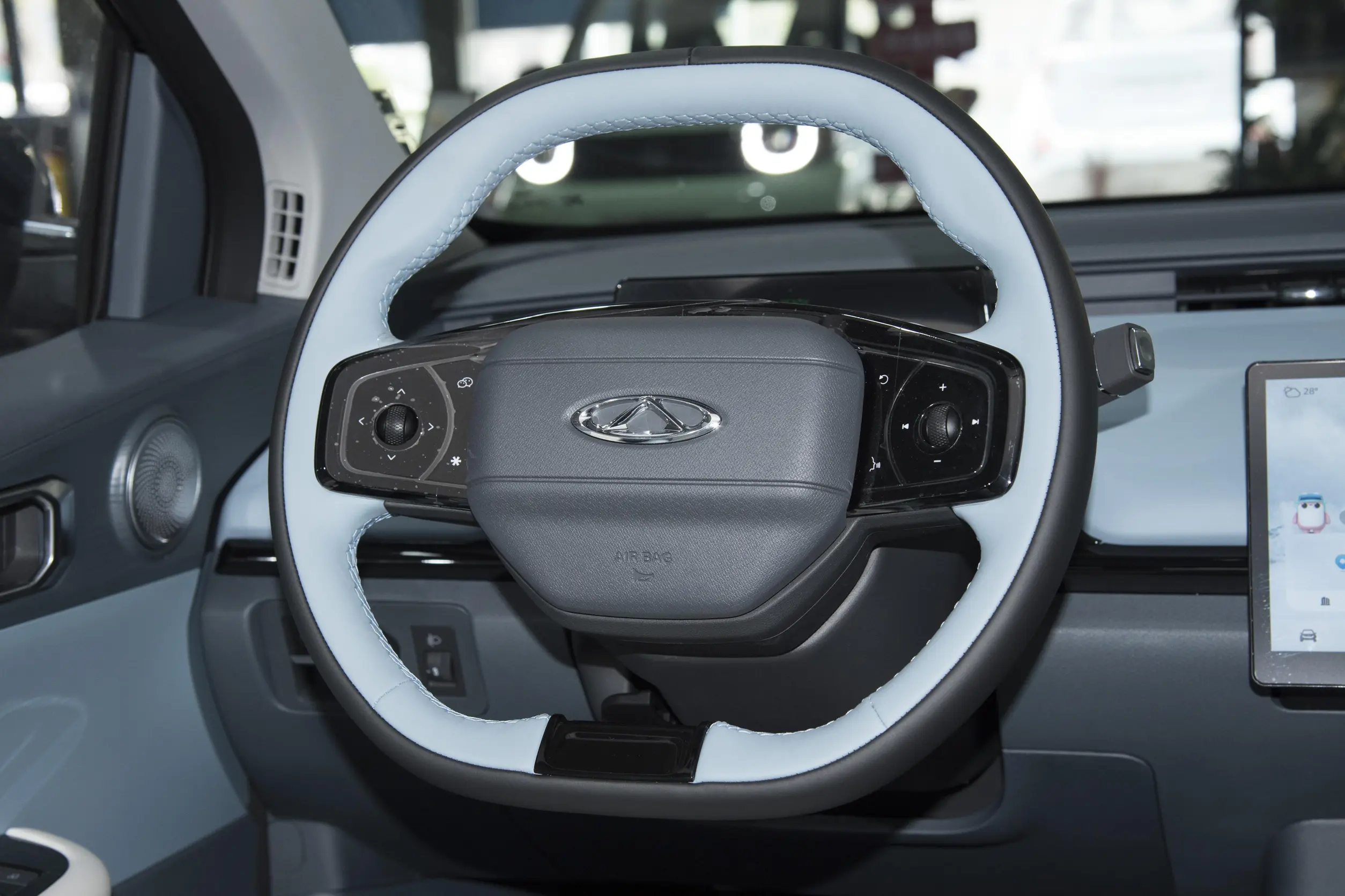 chery eq1 2024 интерьер-2