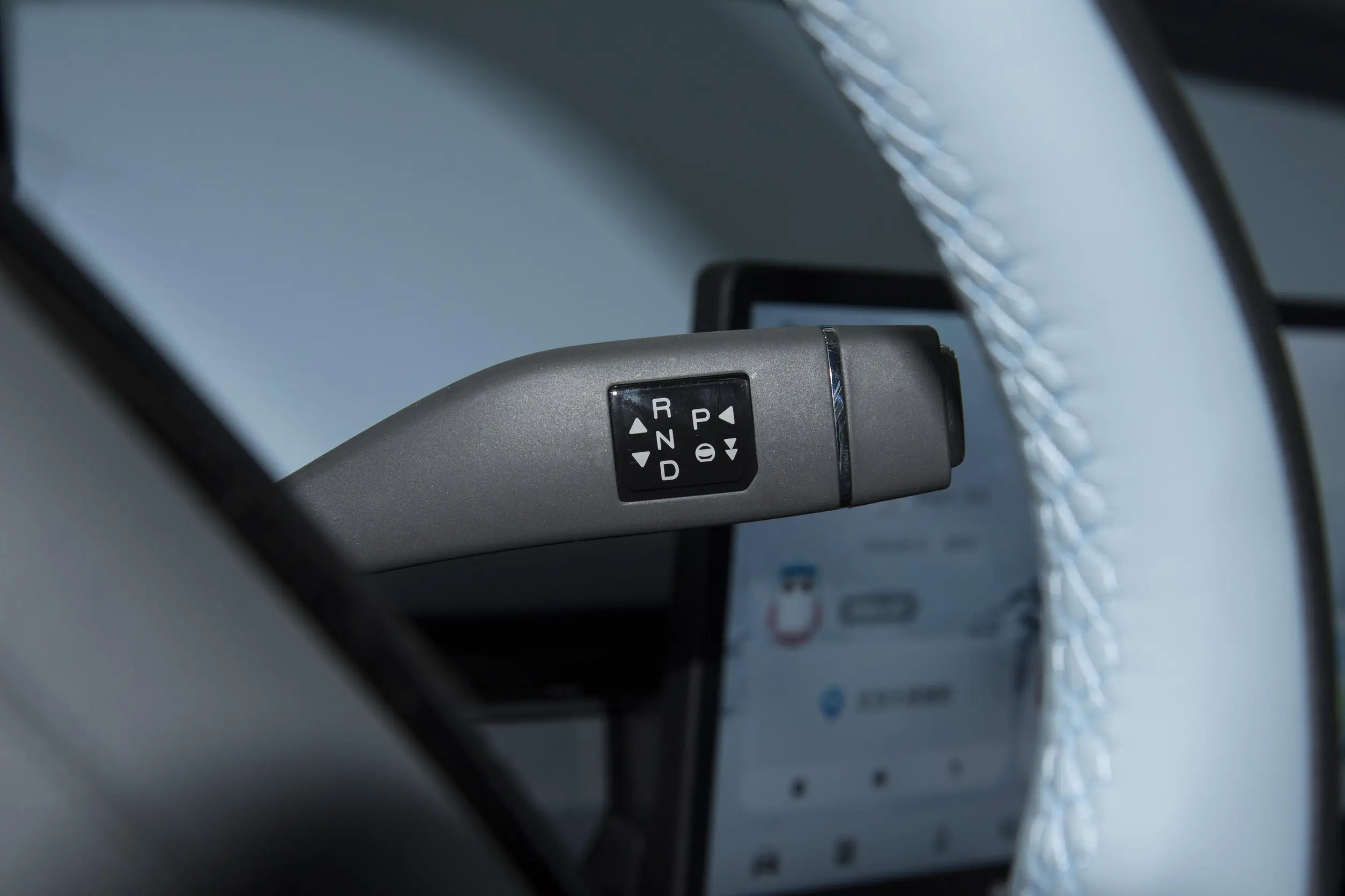 chery eq1 2024 интерьер-3