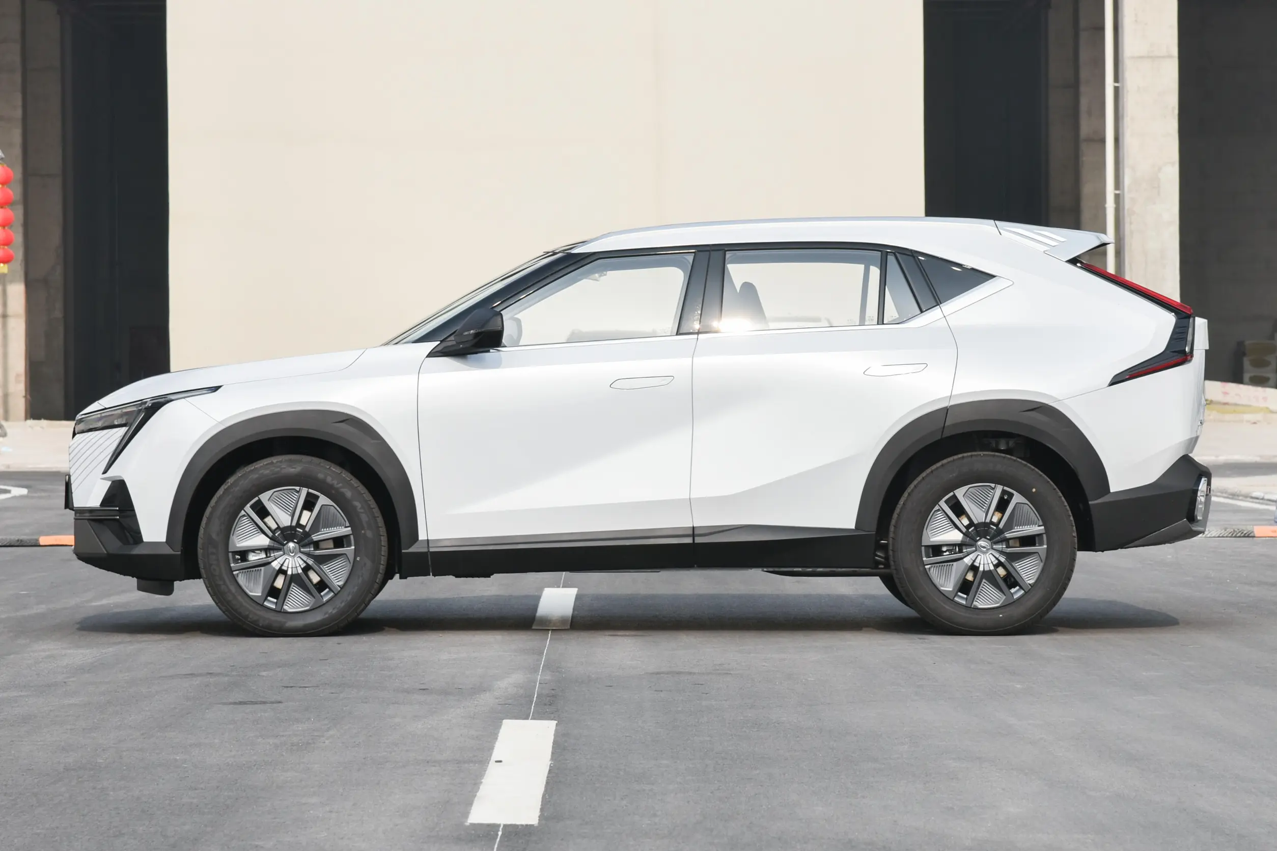 gac trumpchi emkoo 2024 внешний вид-3