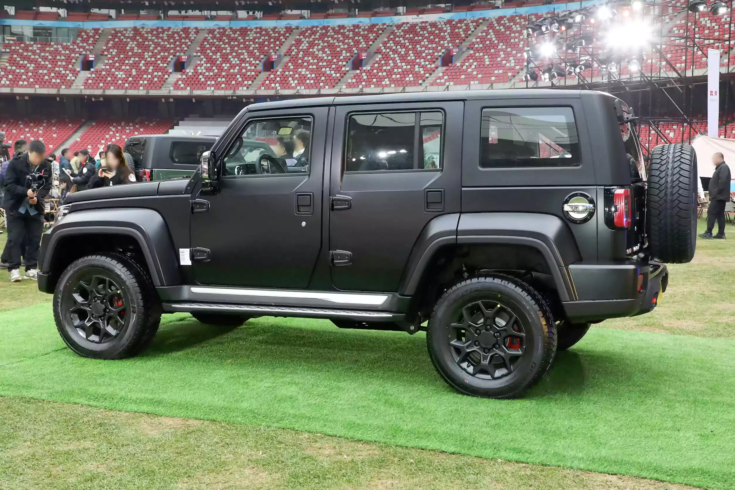 baic bj40 2024 внешний вид-3