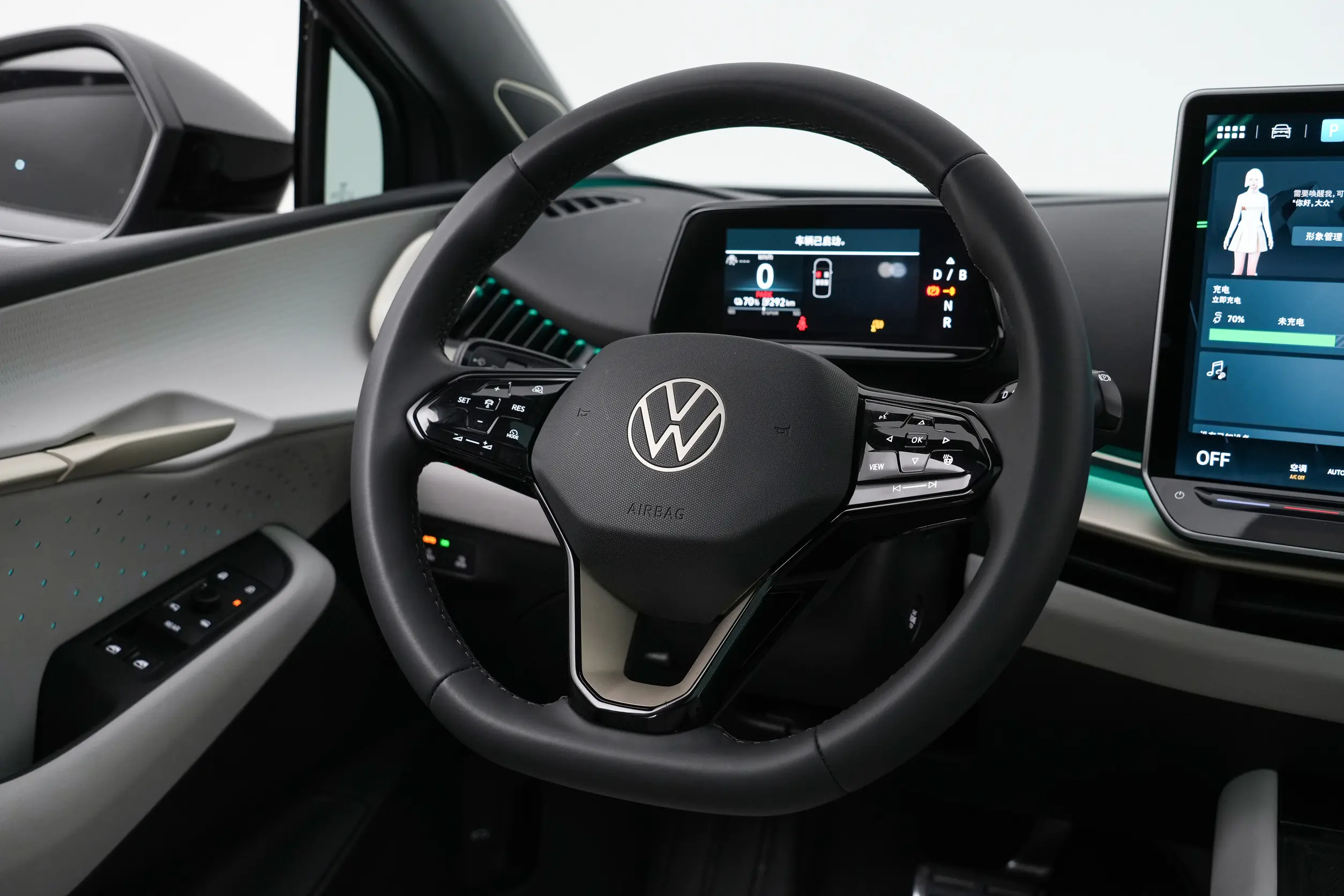 volkswagen id. unyx 2024 интерьер-2