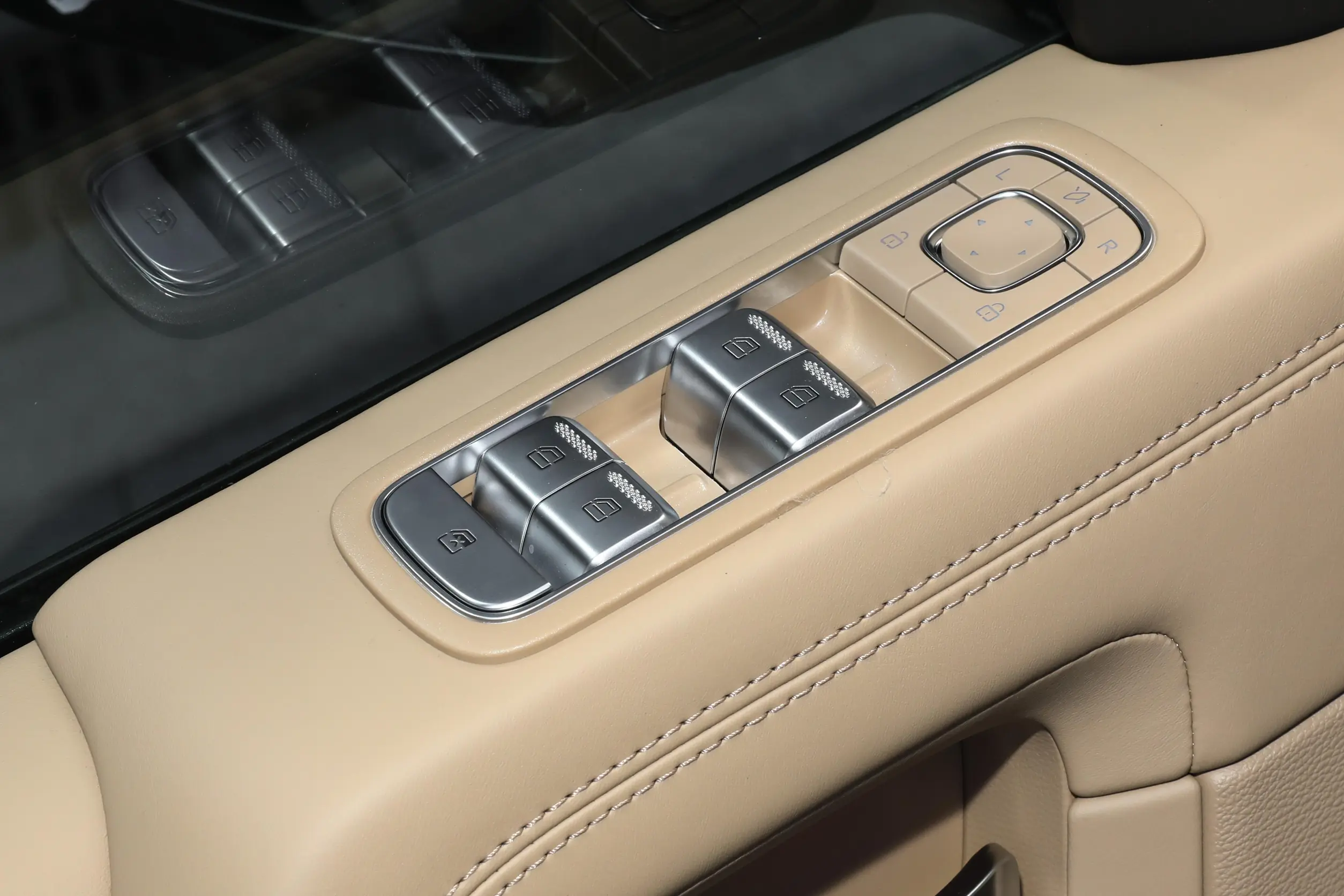 baic bj60 thunder 2024 picture-7