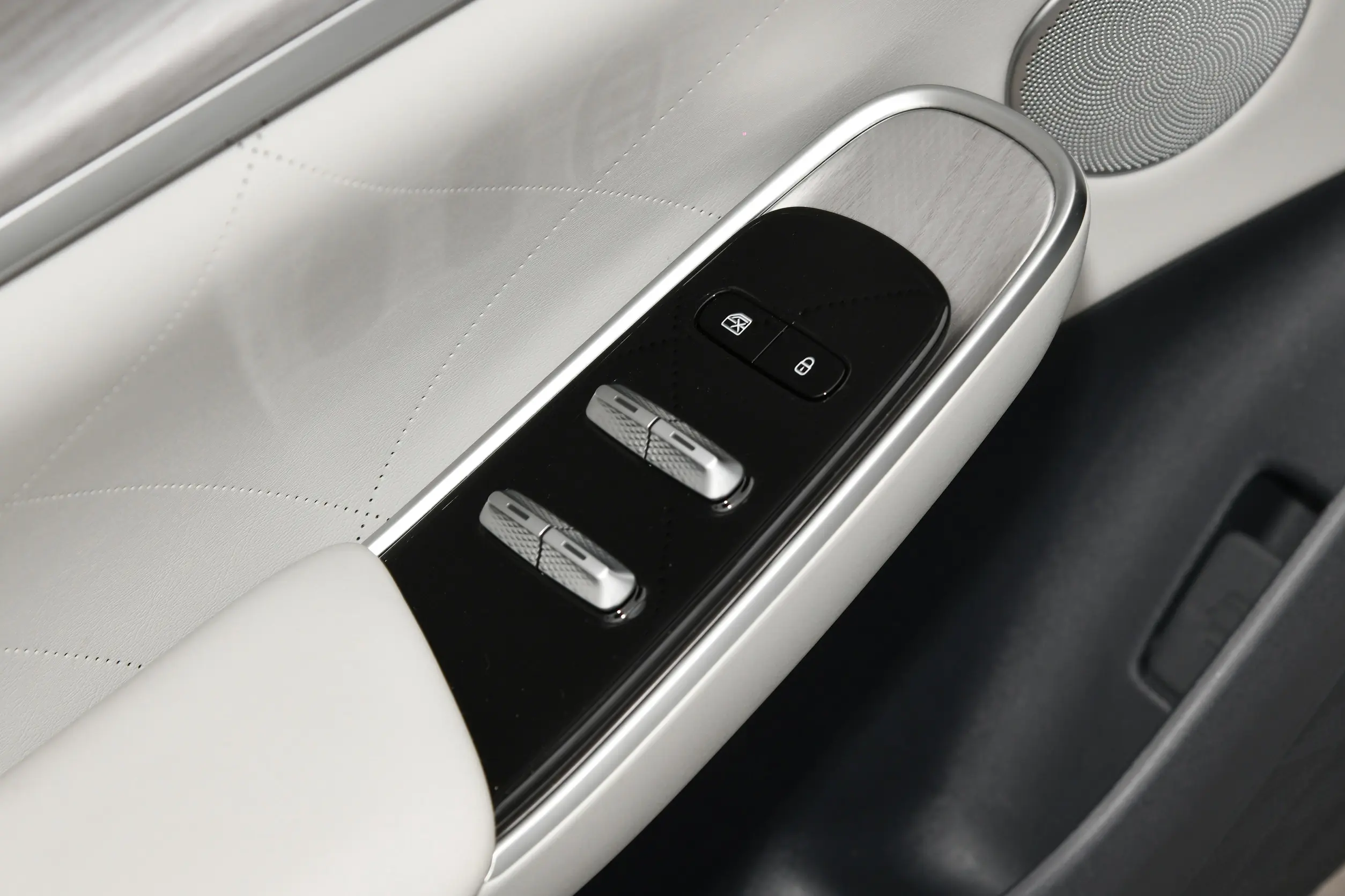 changan nevo a07 picture (7)