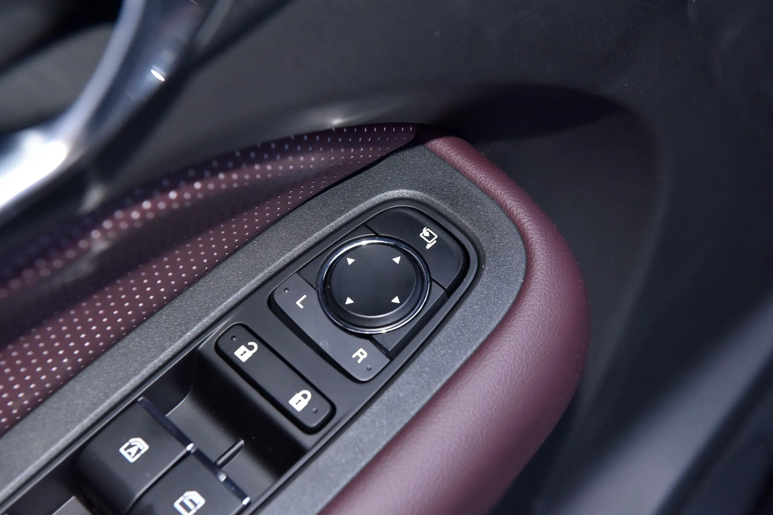 gac trumpchi m6 picture (6)