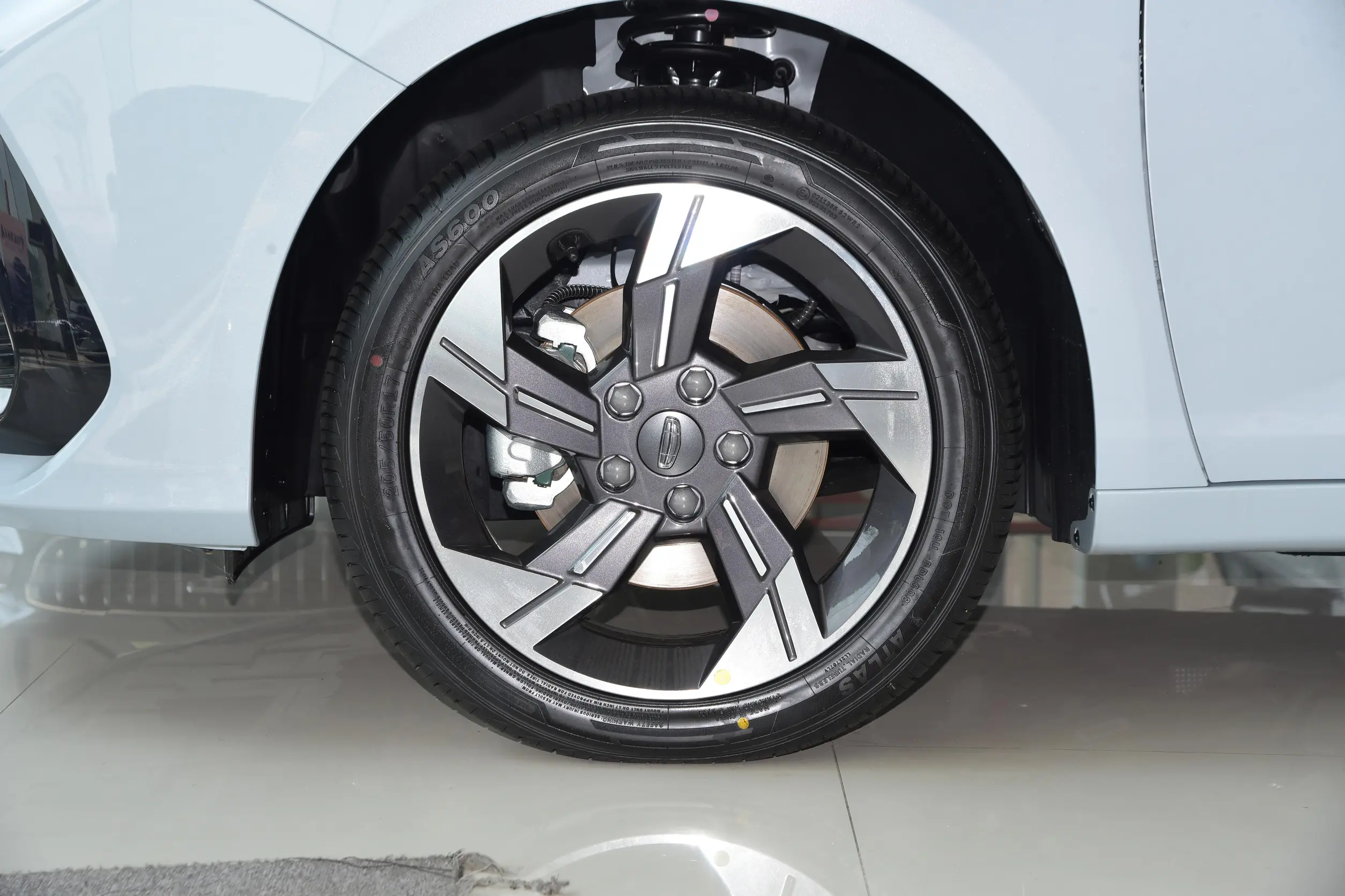 geely emgrand l pict picture (9)