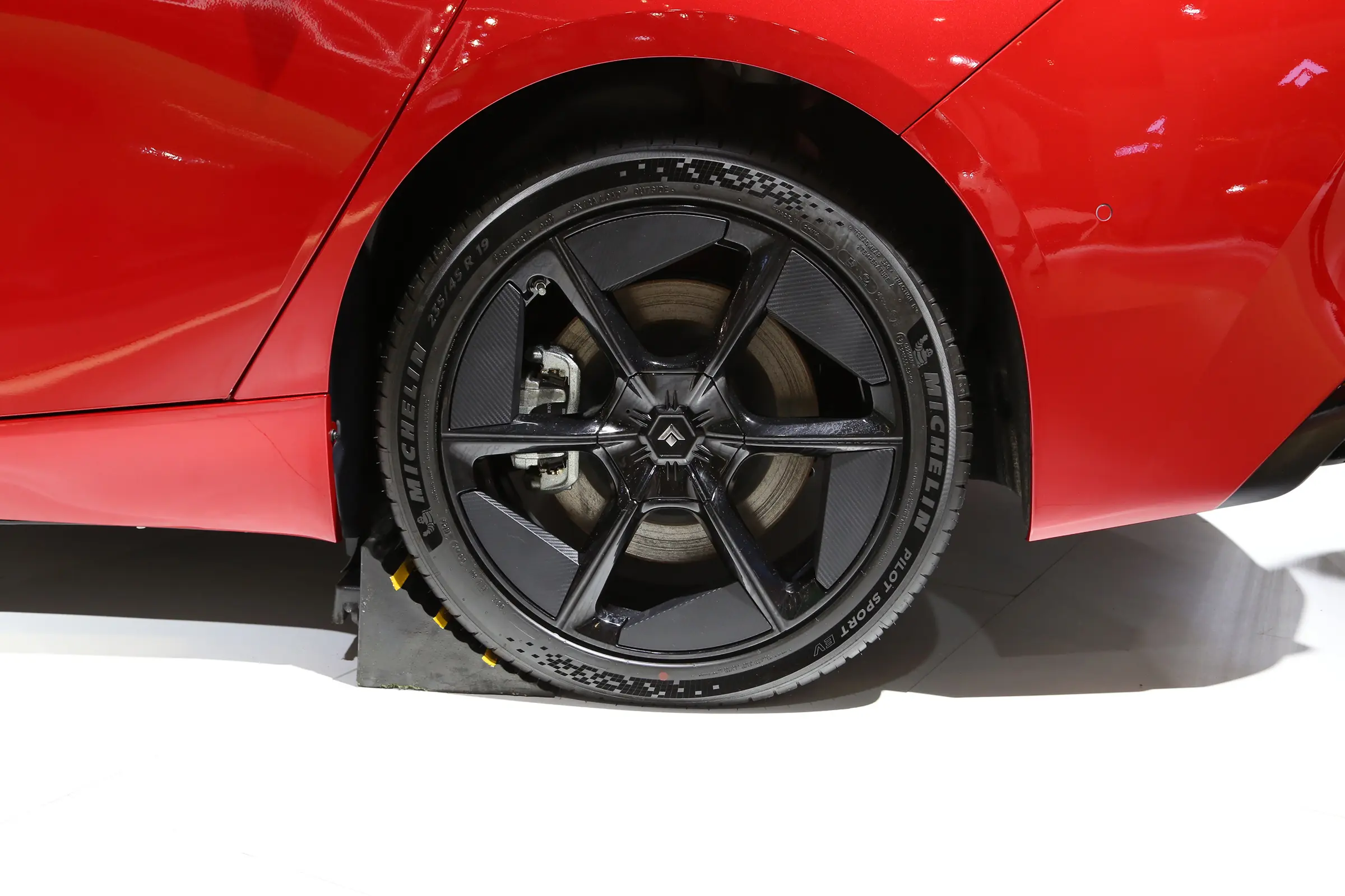 picture hyper gt (2)