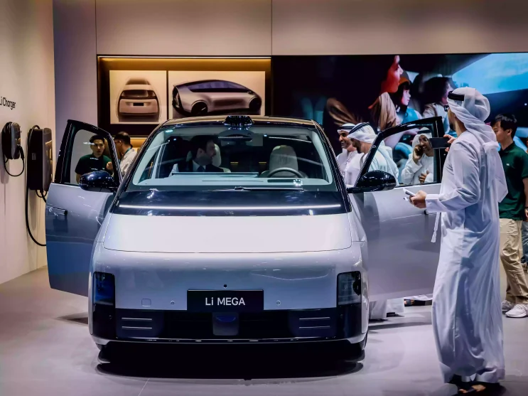 Li Auto Car демонстрируется в ОАЭ