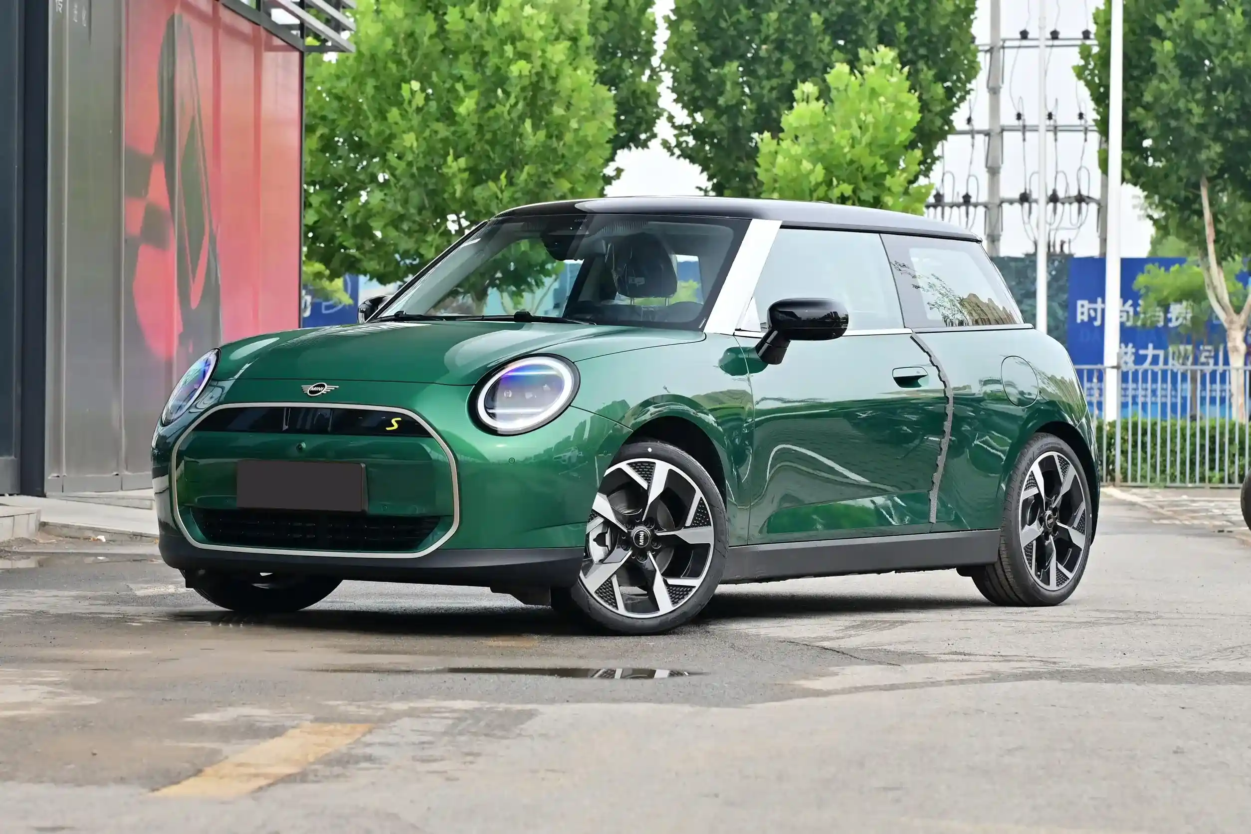 mini cooper ev picture (7)