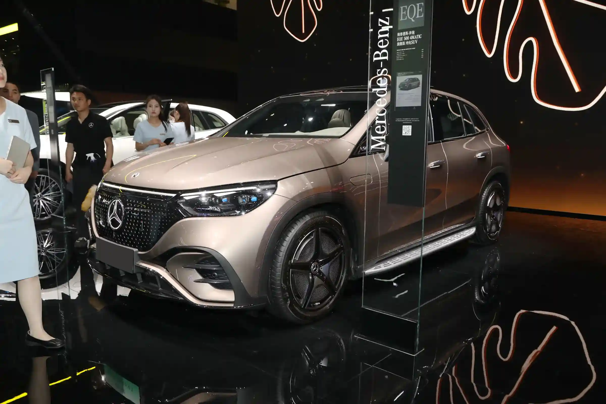 mercedes-benz eqe внедорожник (2)