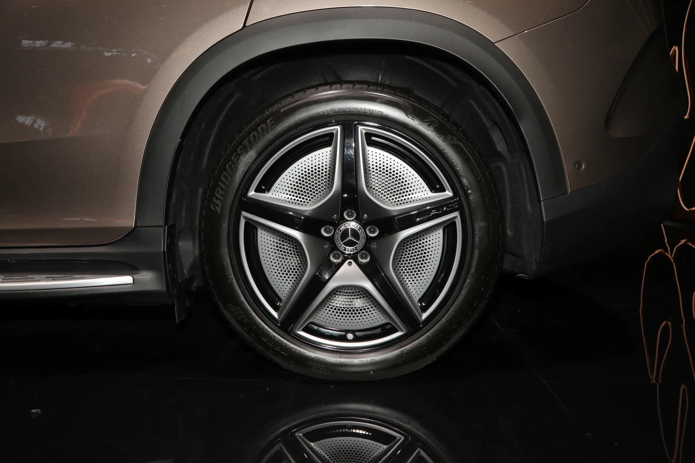 mercedes-benz eqe внедорожник (8)