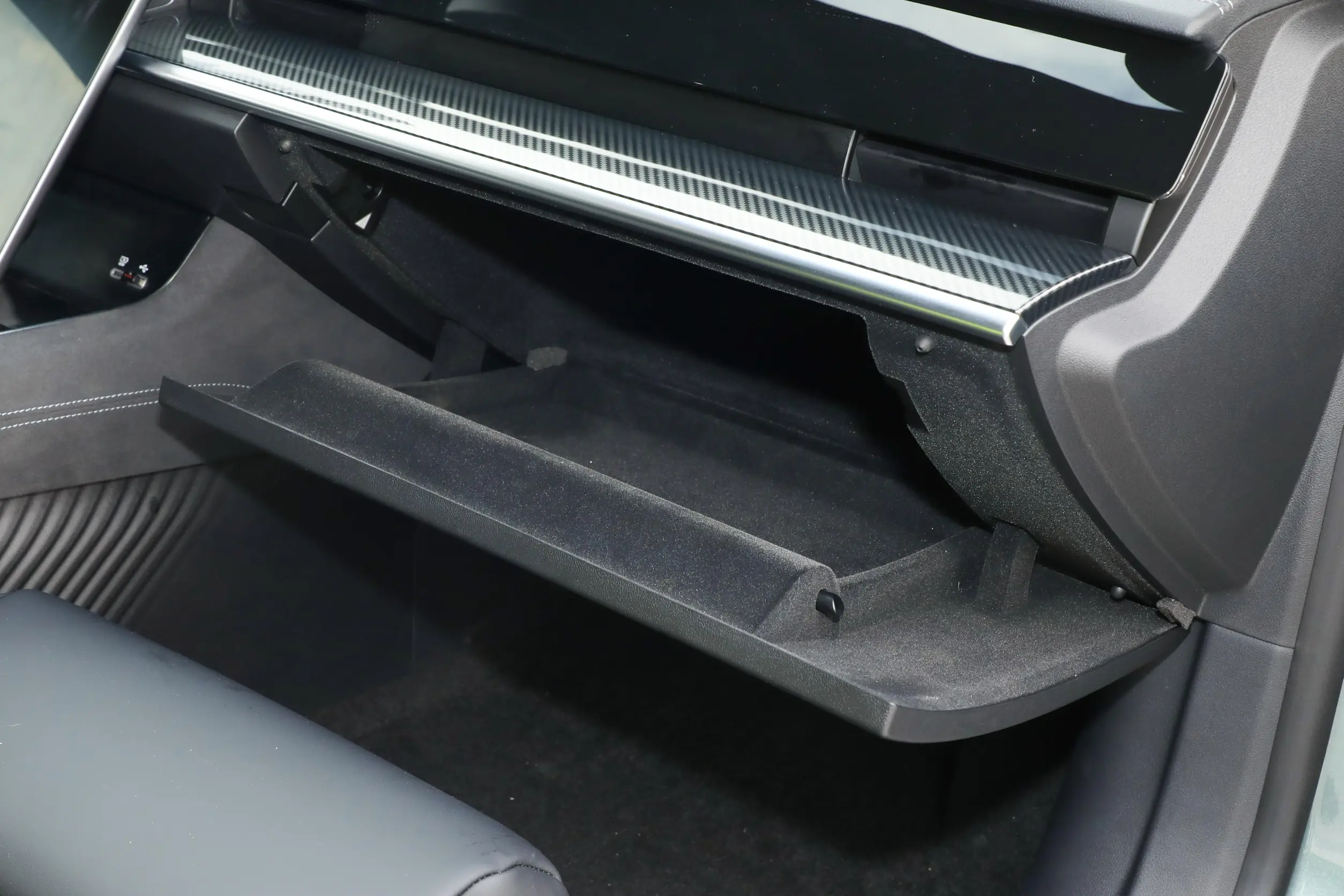 стрельба neta shoot brake 2024 interior-4