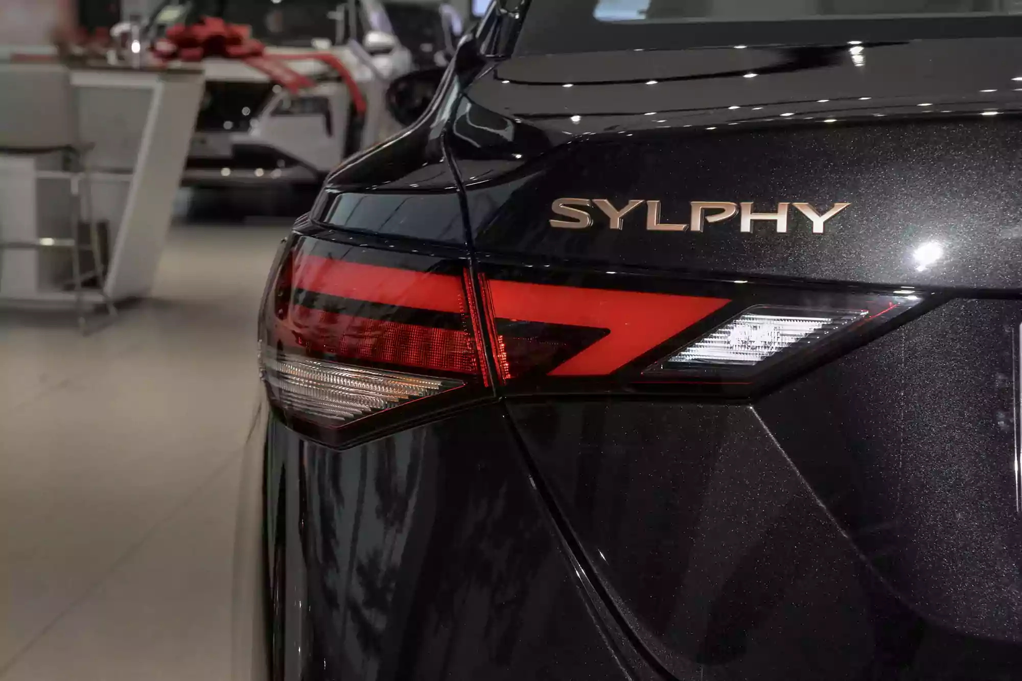 nissan sylphy 2024 picture-3